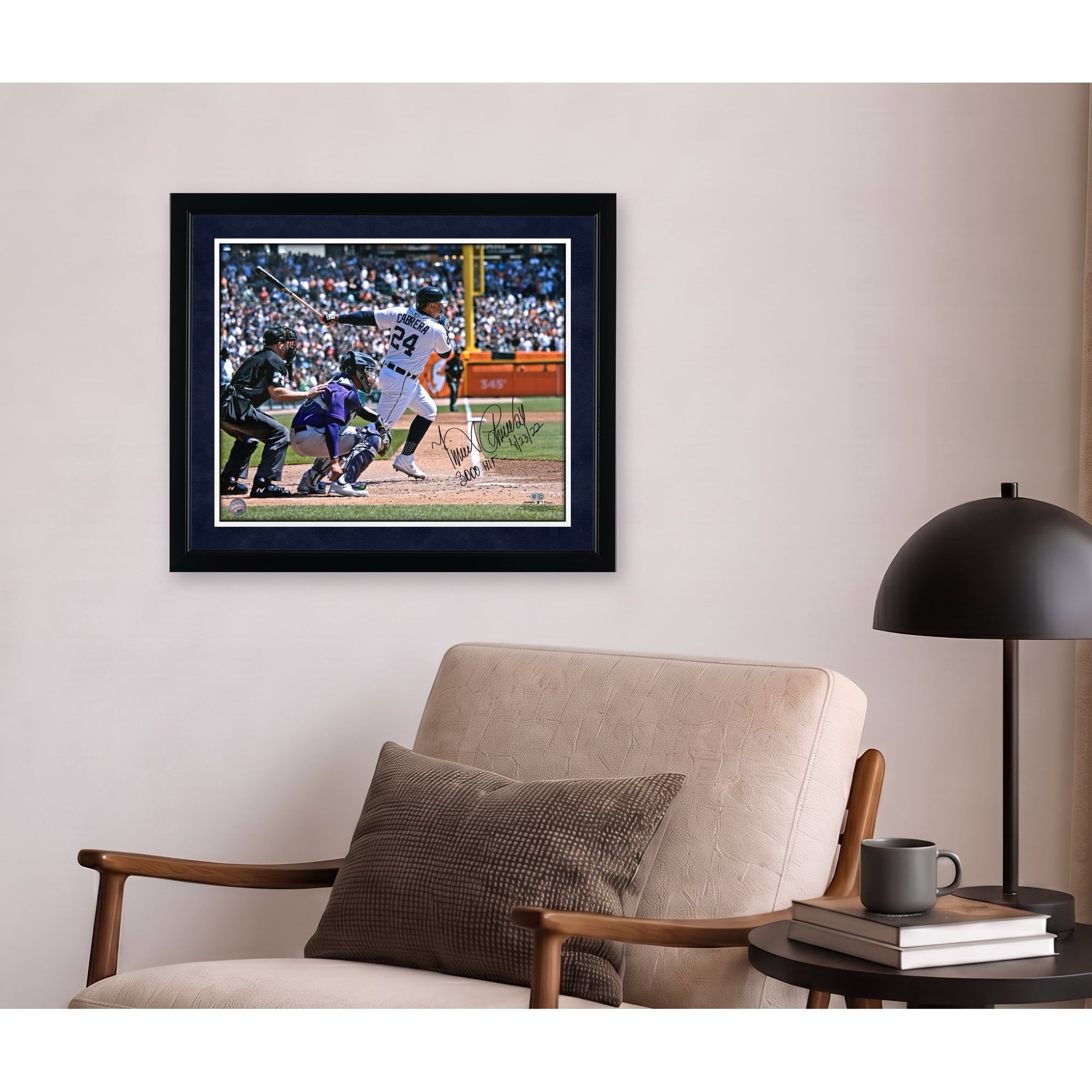 Photo autographiée de Miguel Cabrera (Detroit Tigers) - 40,6 x 50,8 cm (16 x 20 pouces) - 3000e coup sûr - avec inscription « 23/04/2022 - 3000e coup sûr »