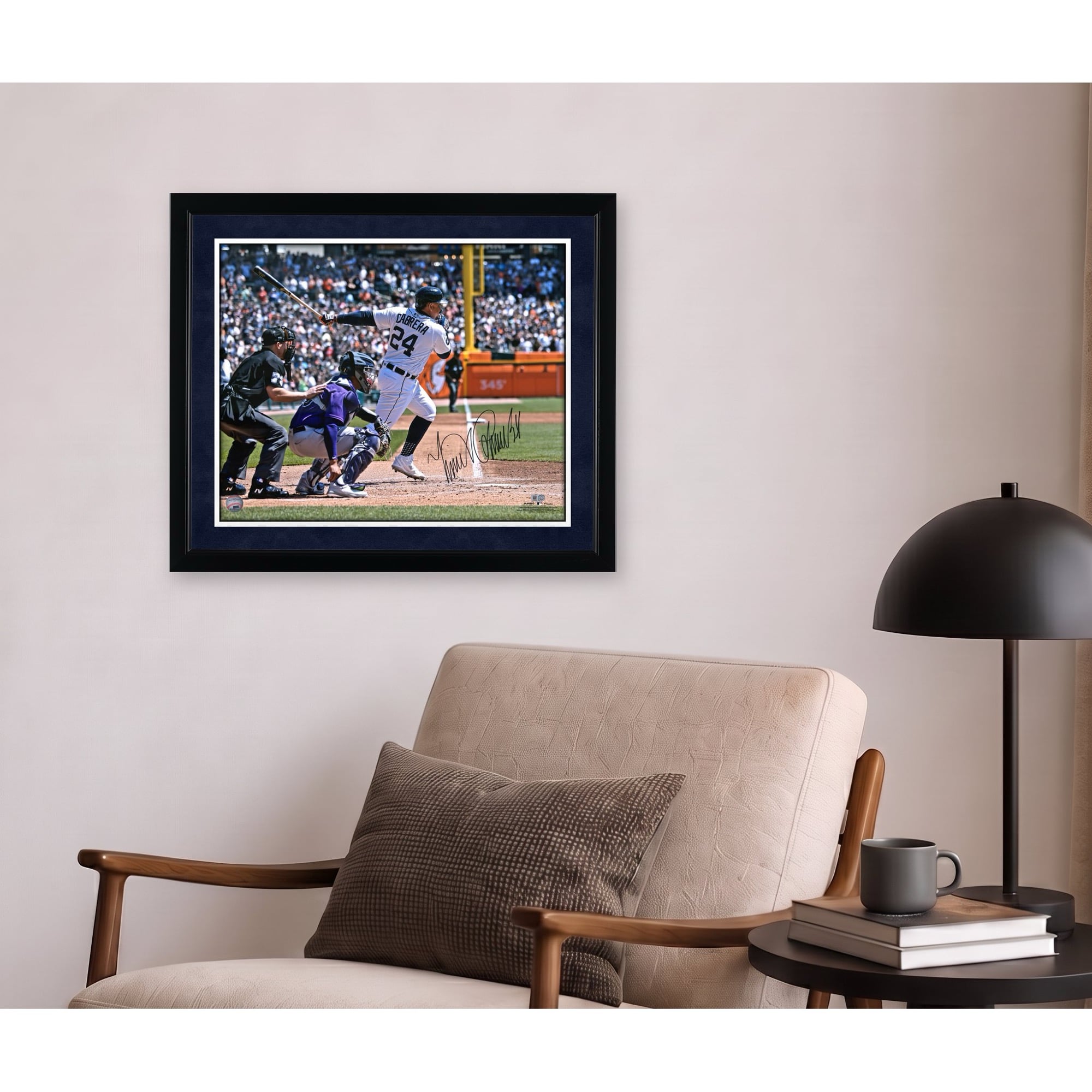 Photo autographiée de Miguel Cabrera, joueur des Tigers de Detroit, 40 x 50 cm (16 x 20 pouces), commémorant son 3000e coup sûr.