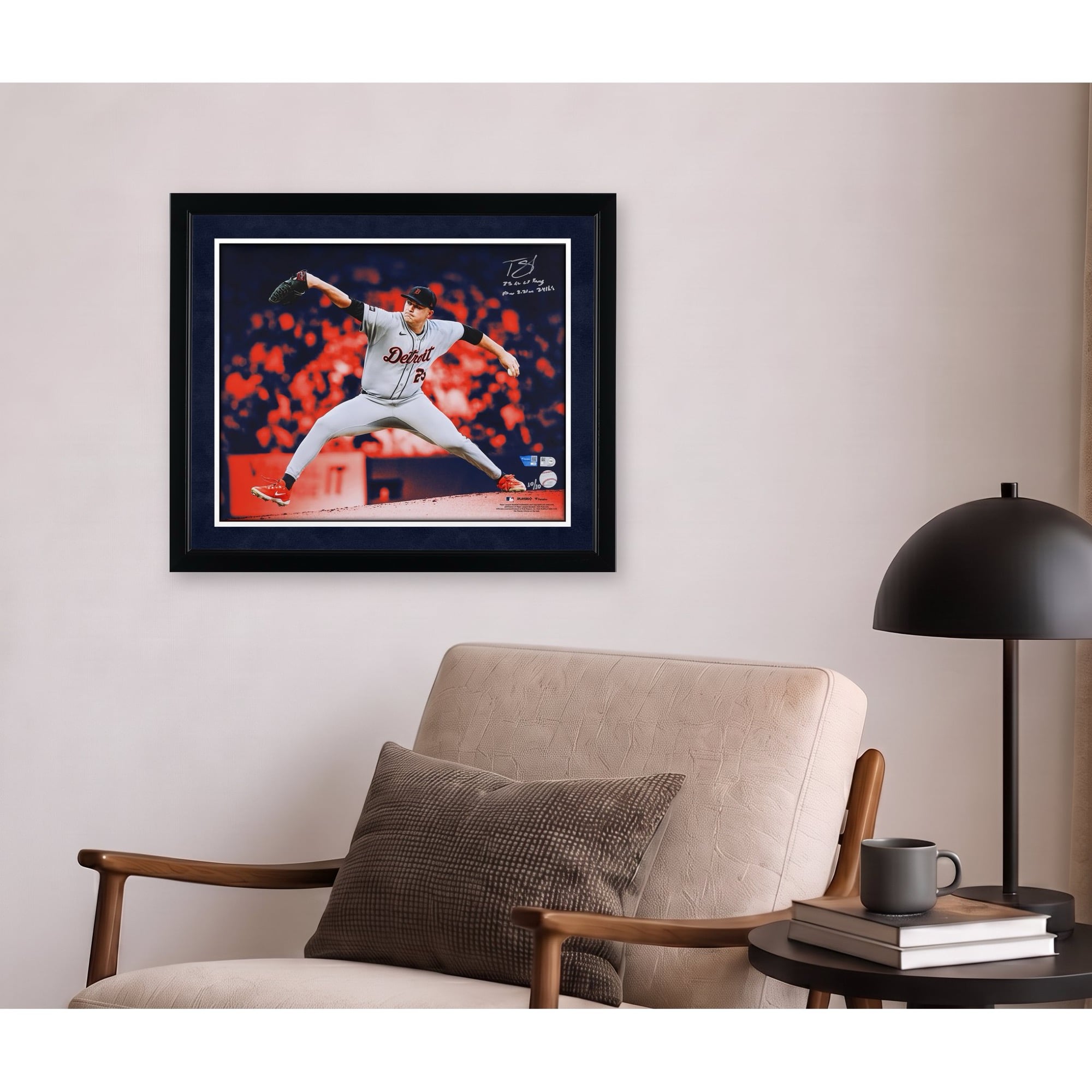 Photo dédicacée de Tarik Skubal (Detroit Tigers) - 40,6 x 50,8 cm (16 x 20 pouces) - Édition limitée n° 10/10 - Sélection Cy Young Spotlight 2025 de la Ligue américaine - Couleurs des Tigers - Dédicace multiple - Plusieurs inscriptions