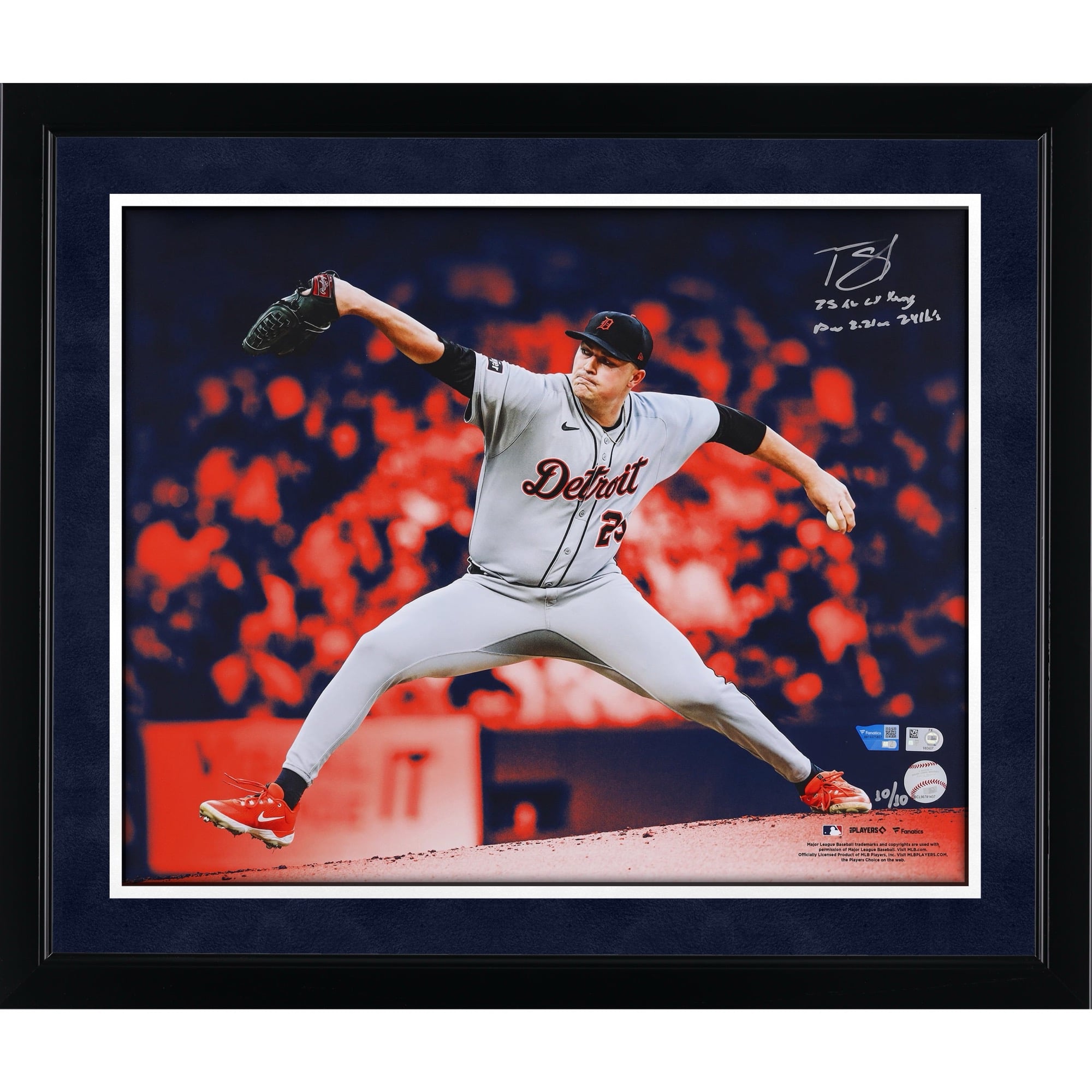 Photo dédicacée de Tarik Skubal (Detroit Tigers) - 40,6 x 50,8 cm (16 x 20 pouces) - Édition limitée n° 10/10 - Sélection Cy Young Spotlight 2025 de la Ligue américaine - Couleurs des Tigers - Dédicace multiple - Plusieurs inscriptions