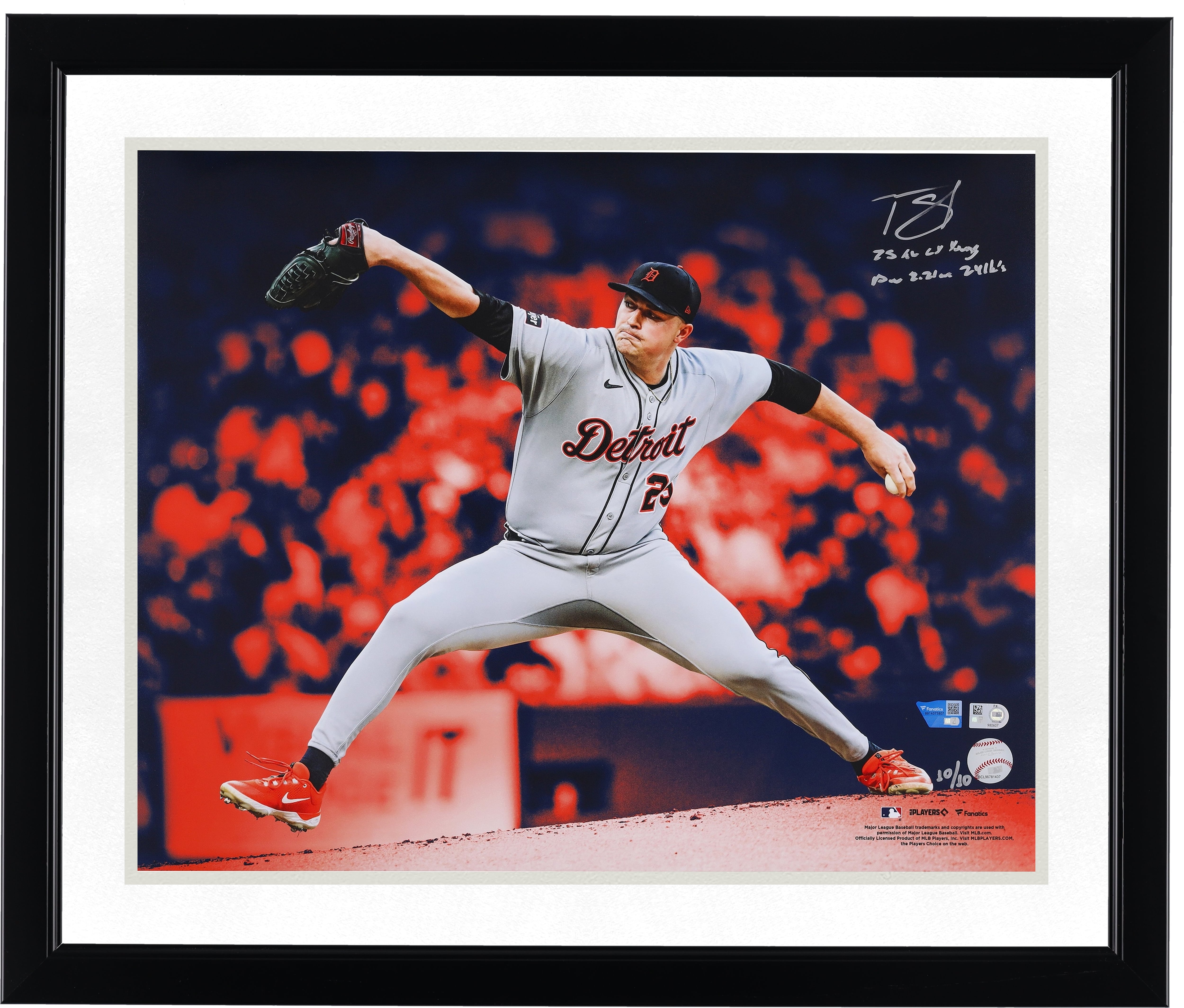 Photo dédicacée de Tarik Skubal (Detroit Tigers) - 40,6 x 50,8 cm (16 x 20 pouces) - Édition limitée n° 10/10 - Sélection Cy Young Spotlight 2025 de la Ligue américaine - Couleurs des Tigers - Dédicace multiple - Plusieurs inscriptions