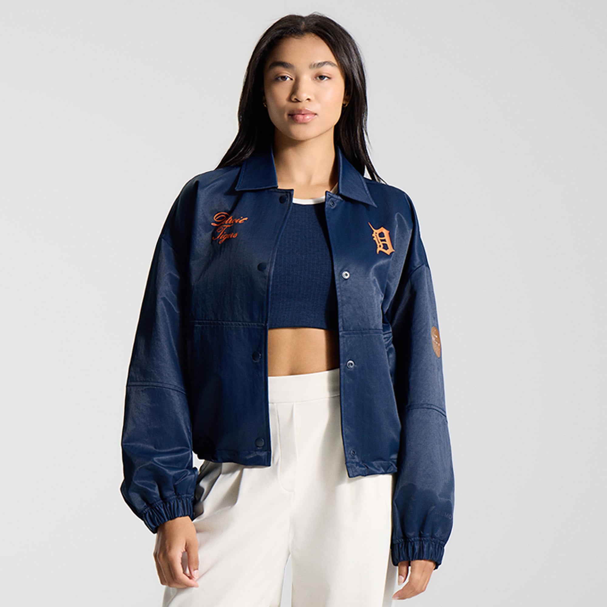 Veste d'entraîneur lululemon True Navy Detroit Tigers pour femme