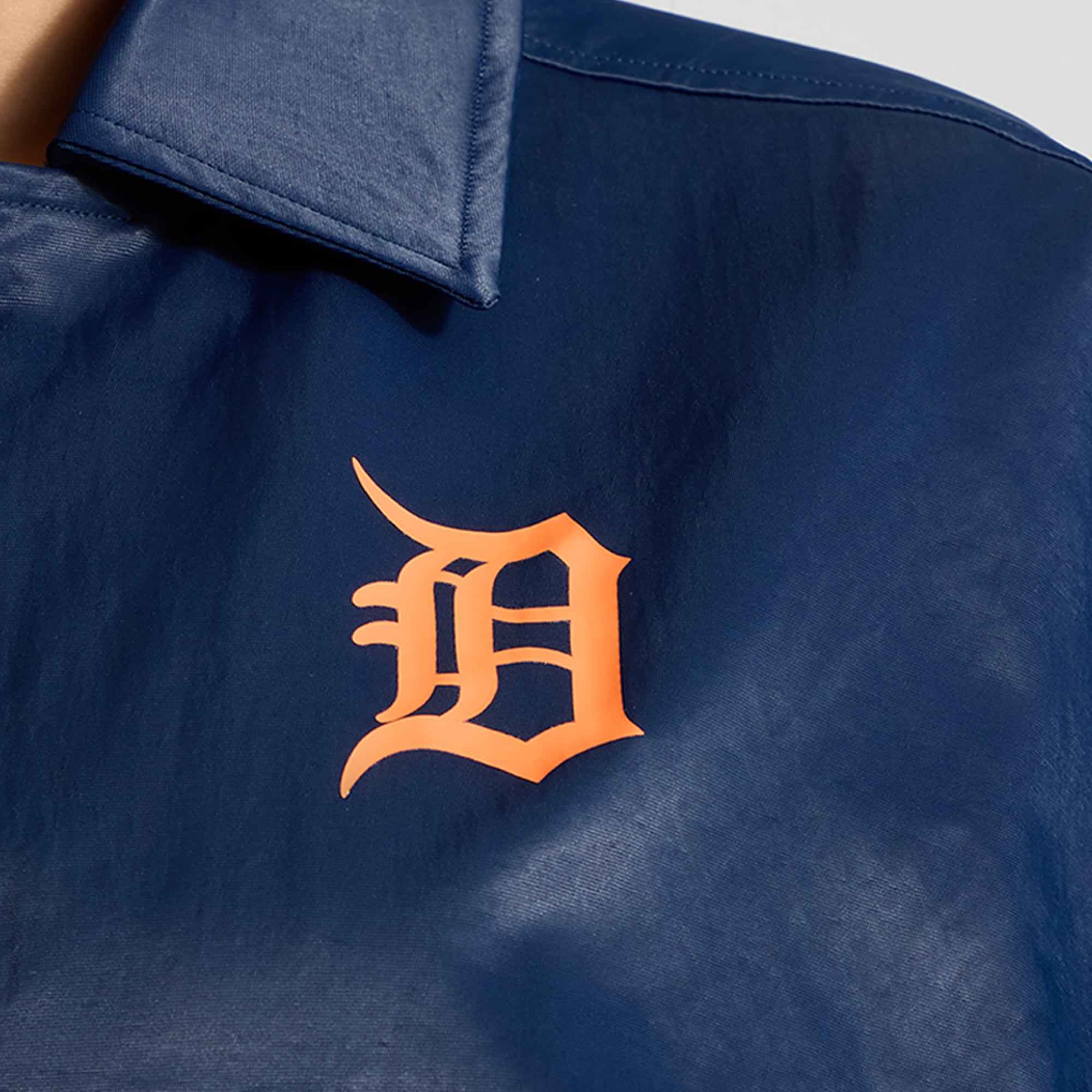 Veste d'entraîneur lululemon True Navy Detroit Tigers pour femme