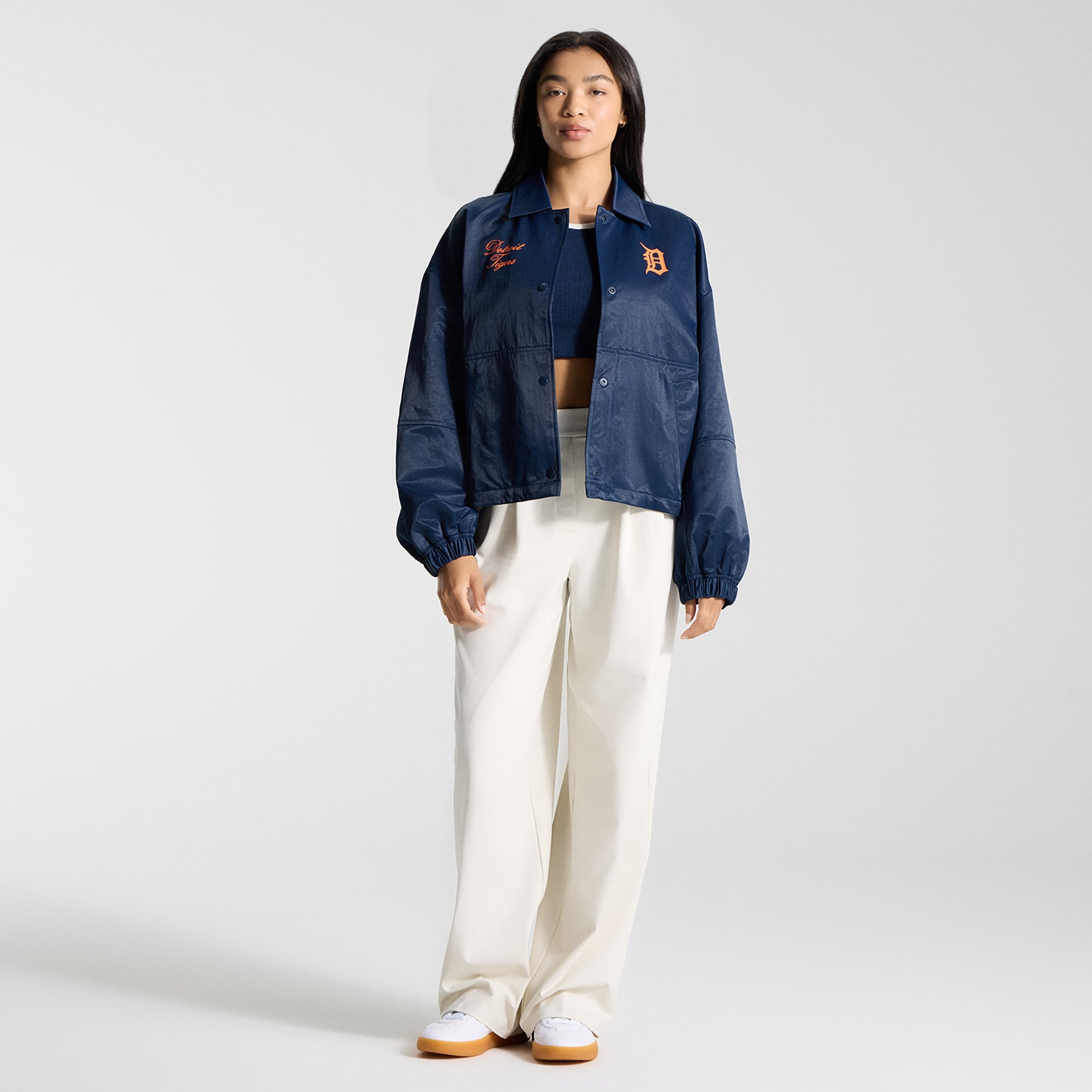 Veste d'entraîneur lululemon True Navy Detroit Tigers pour femme