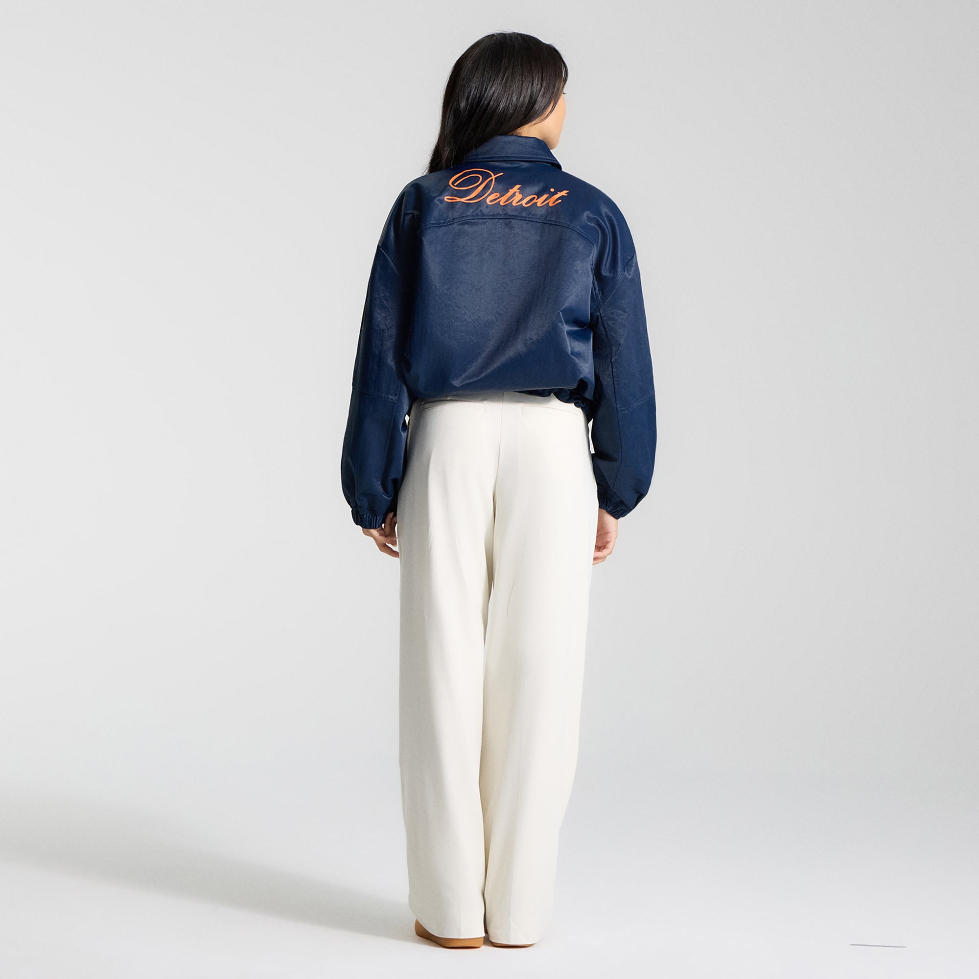Veste d'entraîneur lululemon True Navy Detroit Tigers pour femme