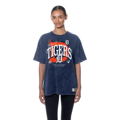 Detroit Tigers New Era Women's Throwback Mineral Wash Boyfriend T-Shirt - Navy