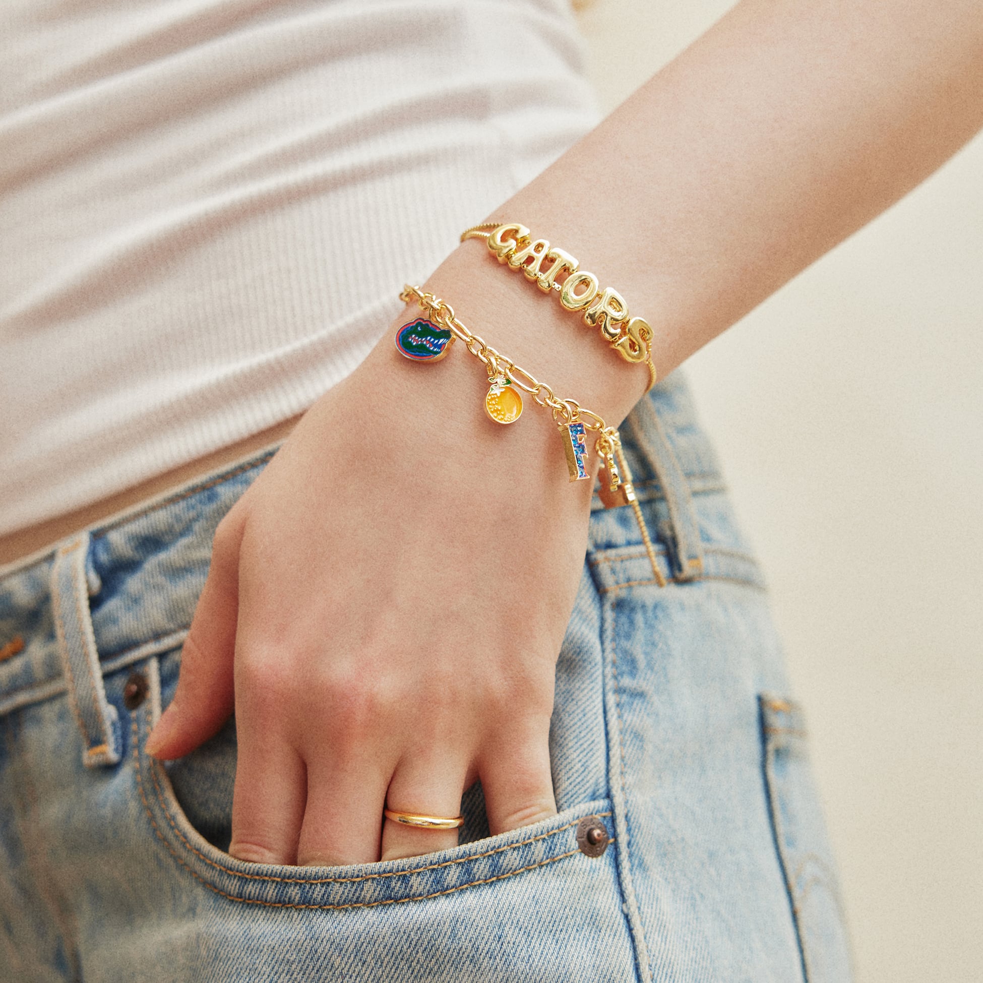 Ensemble de deux bracelets délicats à breloques et slogan BaubleBar Florida Gators