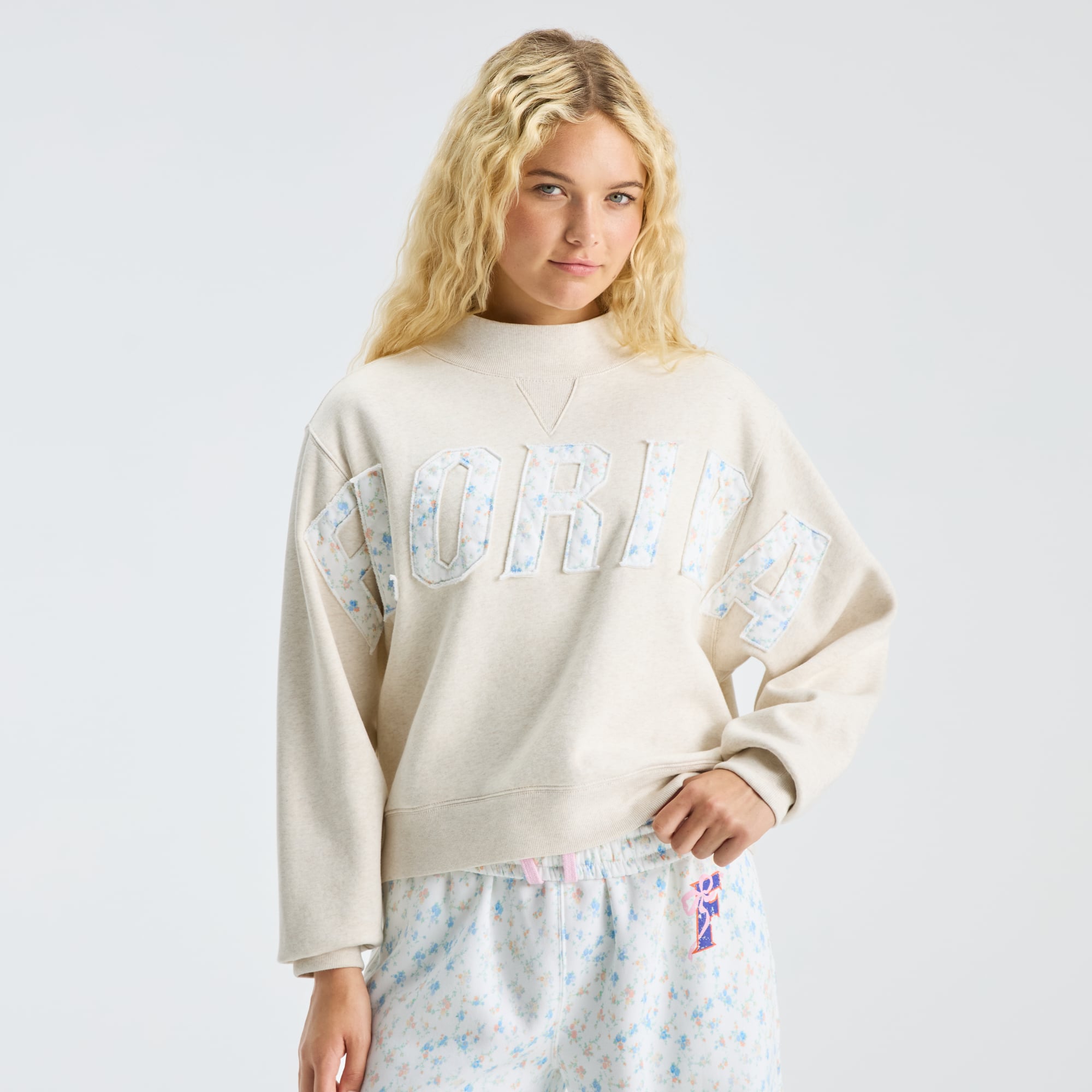 LoveShackFancy Women's Cream Florida Gators Mockneck Sweatshirt