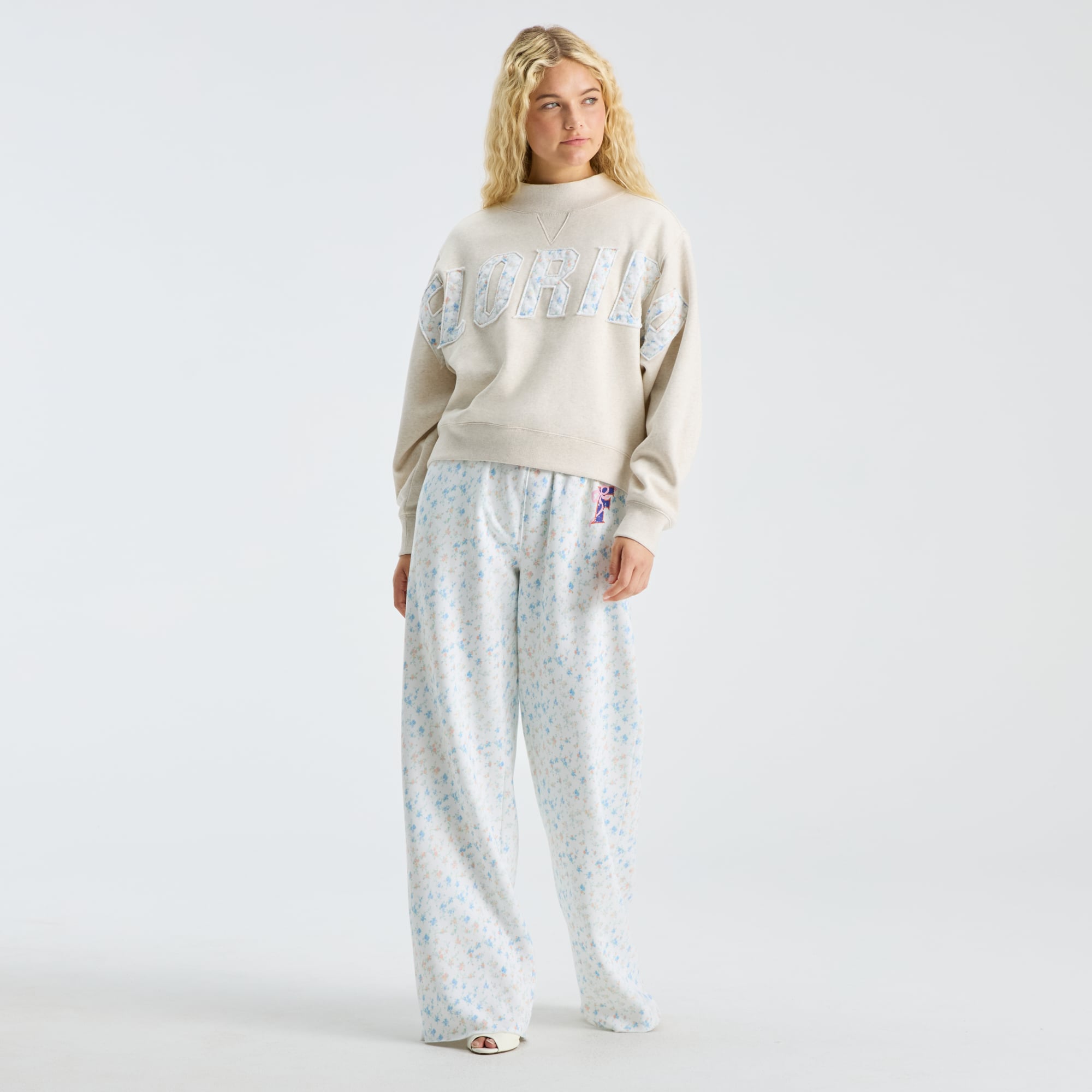 LoveShackFancy Women's Cream Florida Gators Mockneck Sweatshirt