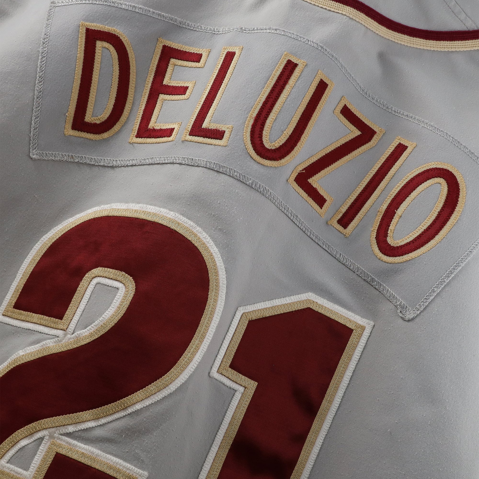 Maillot gris n° 21 de Ben Deluzio, joueur des Seminoles de l'Université d'État de Floride (taille 50), porté par le programme de baseball
