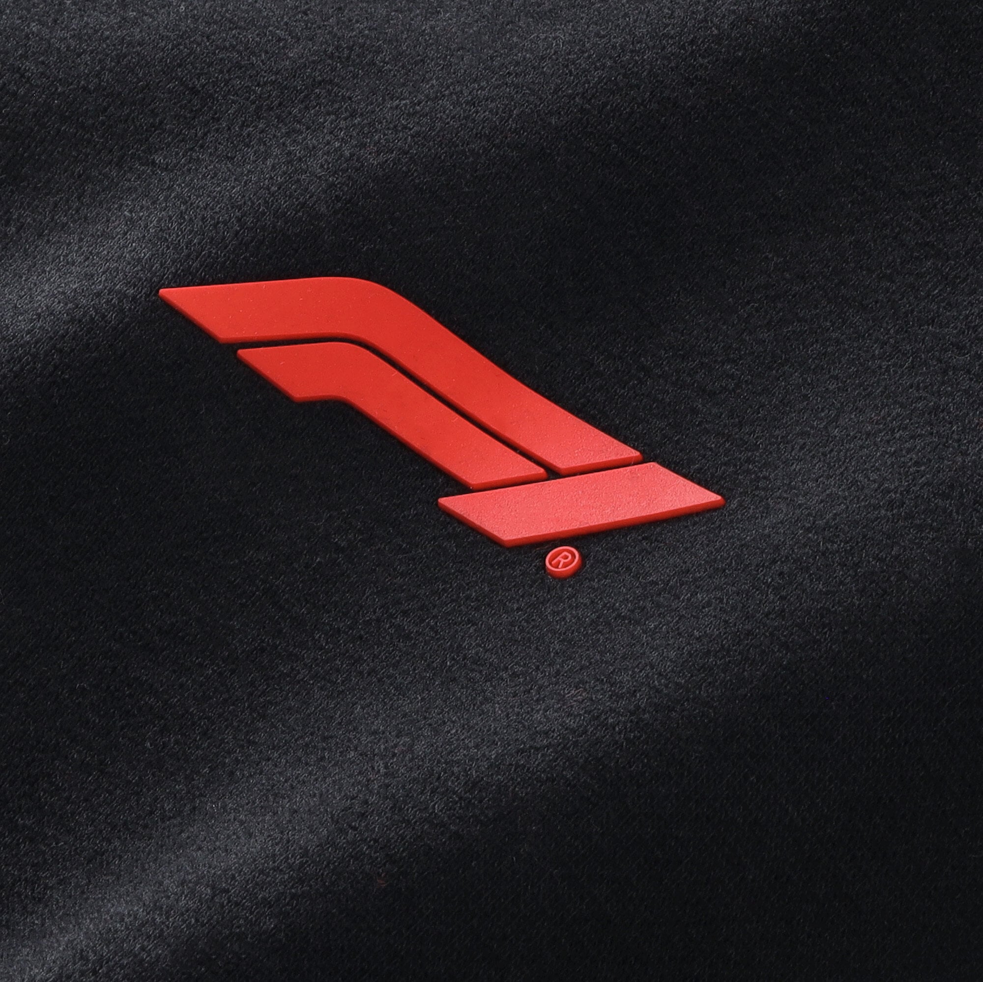 Sweat à capuche polaire Fanatics noir Formula 1 Essentials pour homme