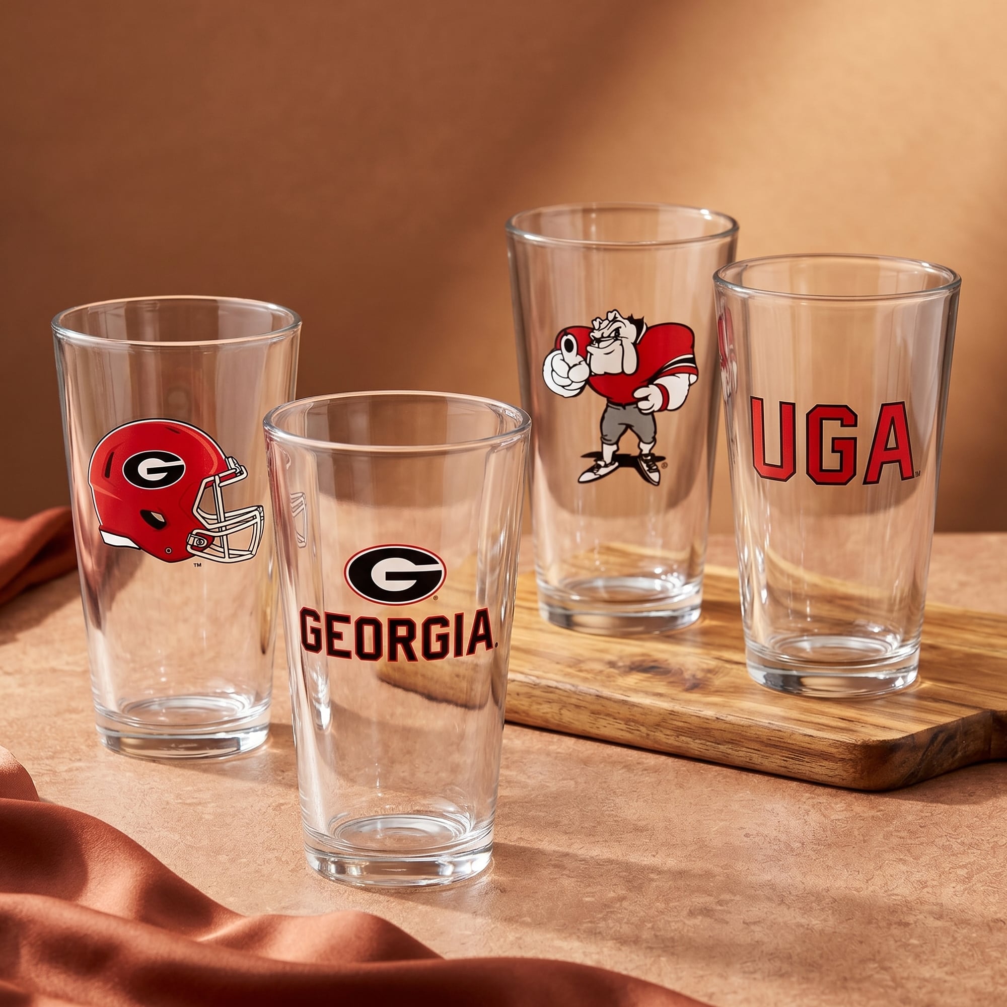 Ensemble de quatre verres à bière de collection Georgia Bulldogs de 473 ml (16 oz).