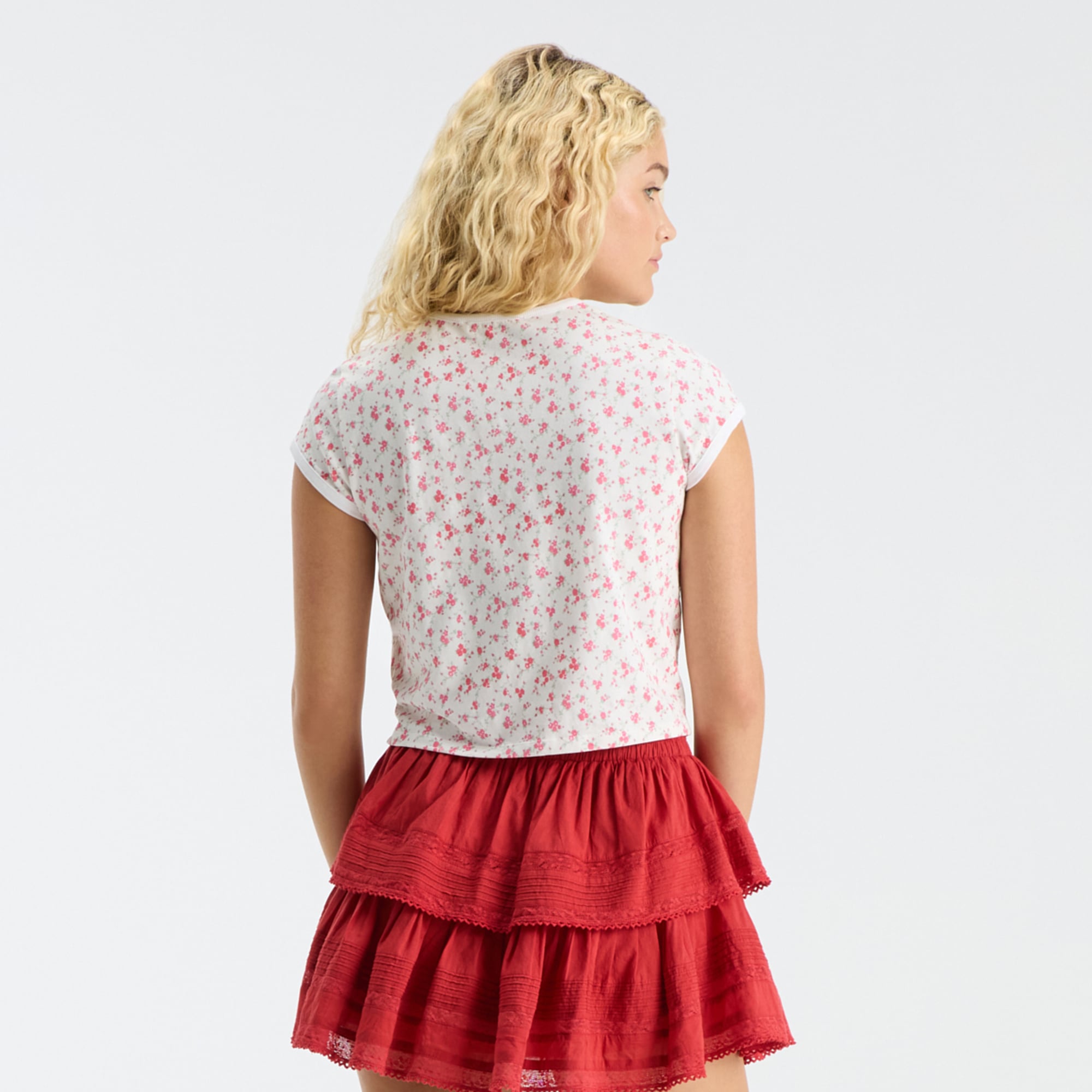 LoveShackFancy Women's Red Georgia Bulldogs MaryKate Ringer T-Shirt