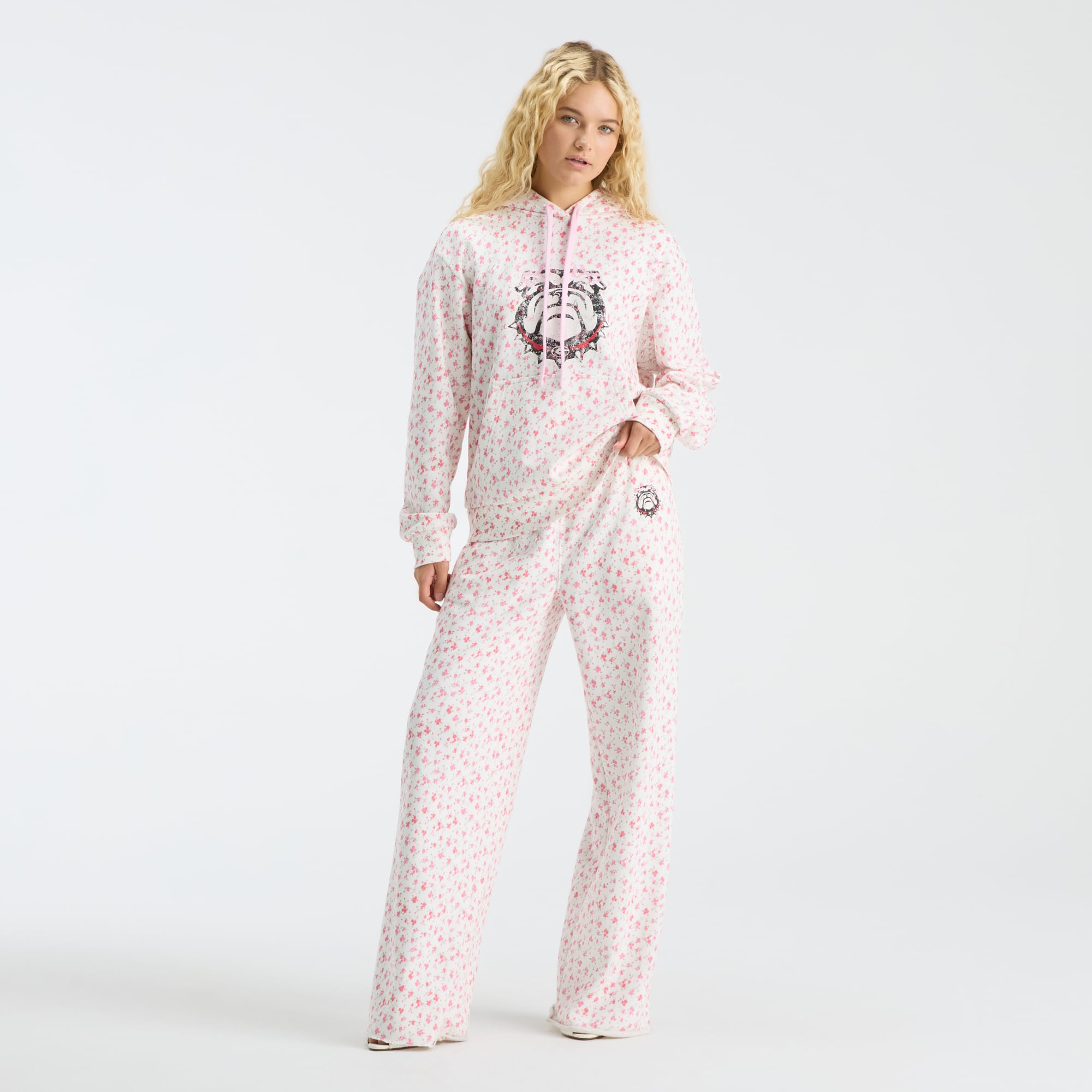 LoveShackFancy Women's White Georgia Bulldogs Ilyra Sweatpants
