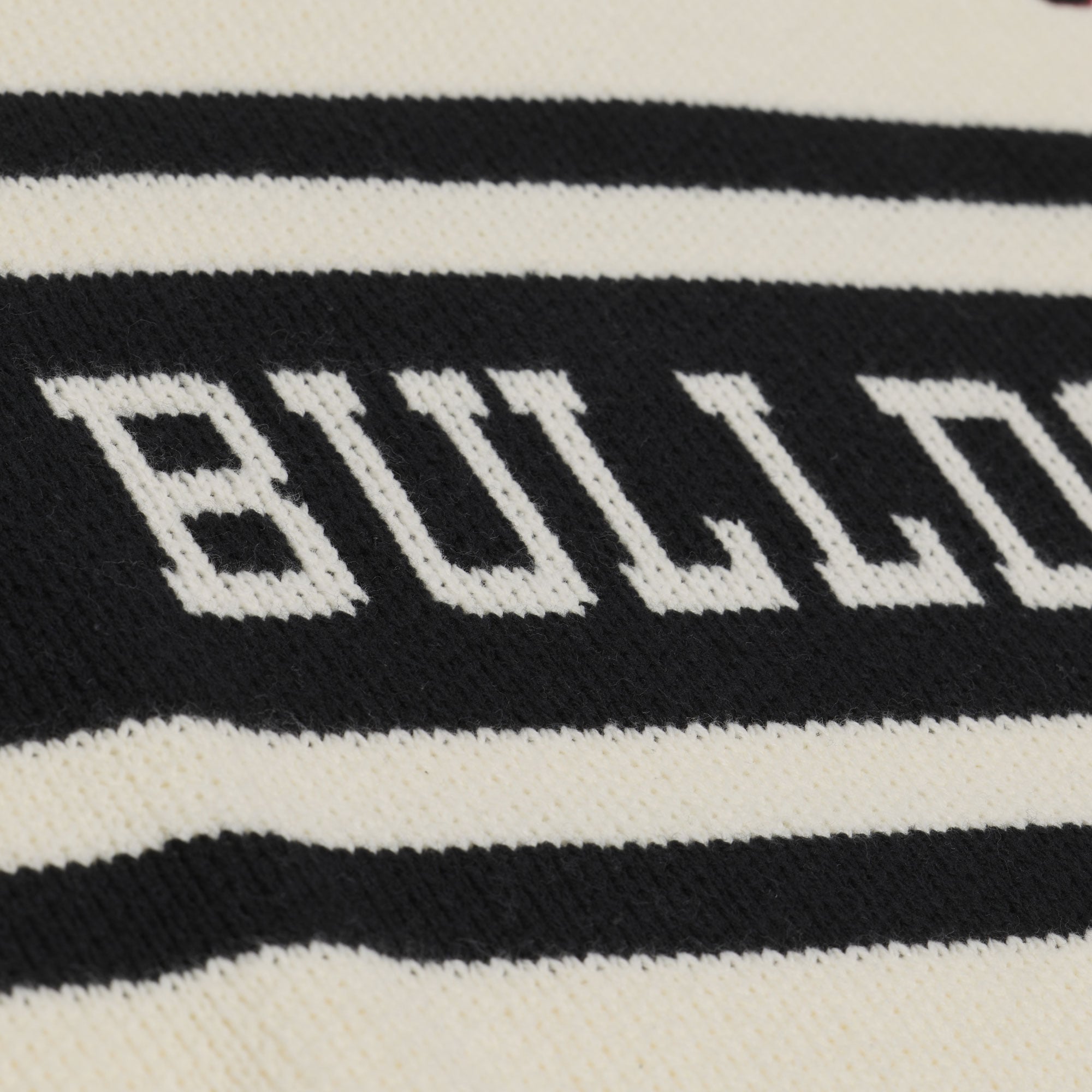 Women's Mitchell & Ness Cream Georgia Bulldogs Retro Roots V-Neck Sweater