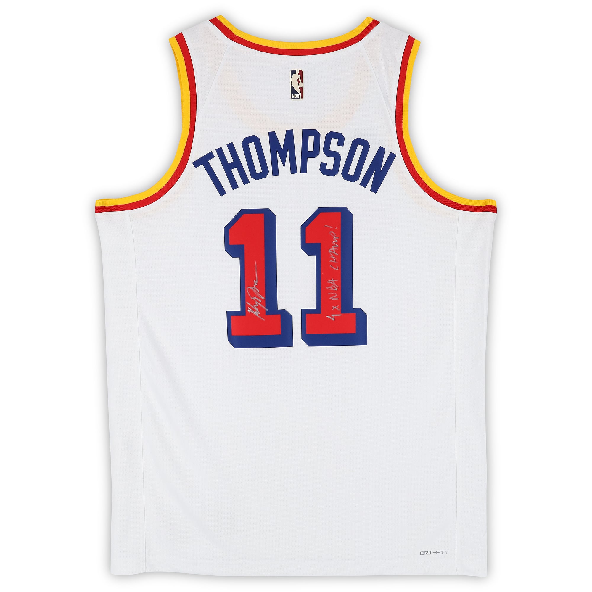 Maillot blanc Nike Association Swingman autographié par Klay Thompson des Golden State Warriors, avec inscription « 4X Champion ».