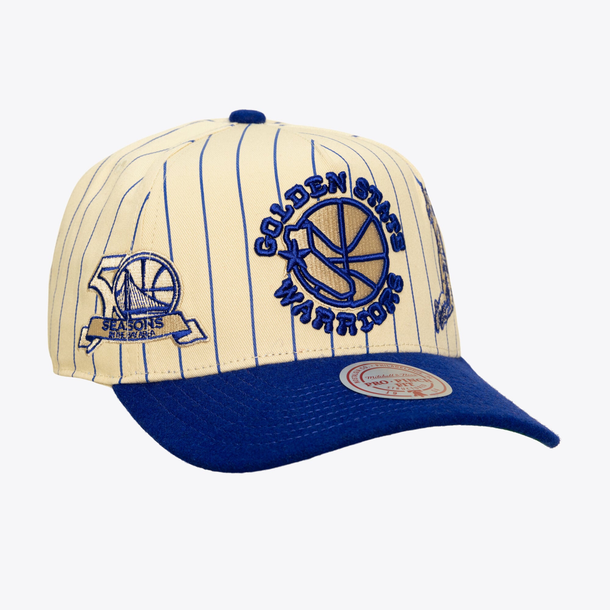 Casquette ajustable Mitchell & Ness crème Golden State Warriors Hardwood Classics Retro Roots Stripe Pro pour homme