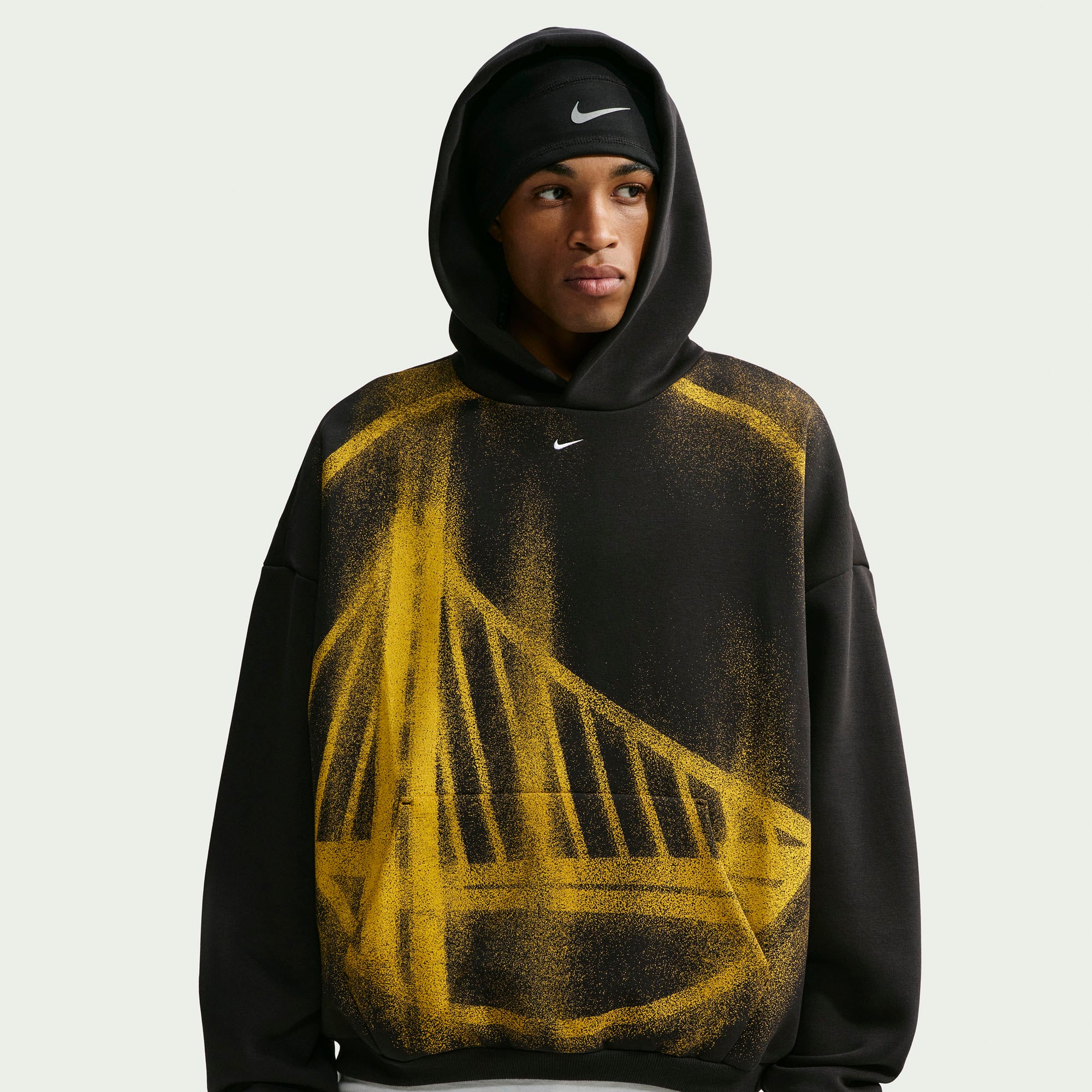 Sweat à capuche Nike Golden State Warriors 2026 Standard Issue Practice Icon Fleece noir pour homme