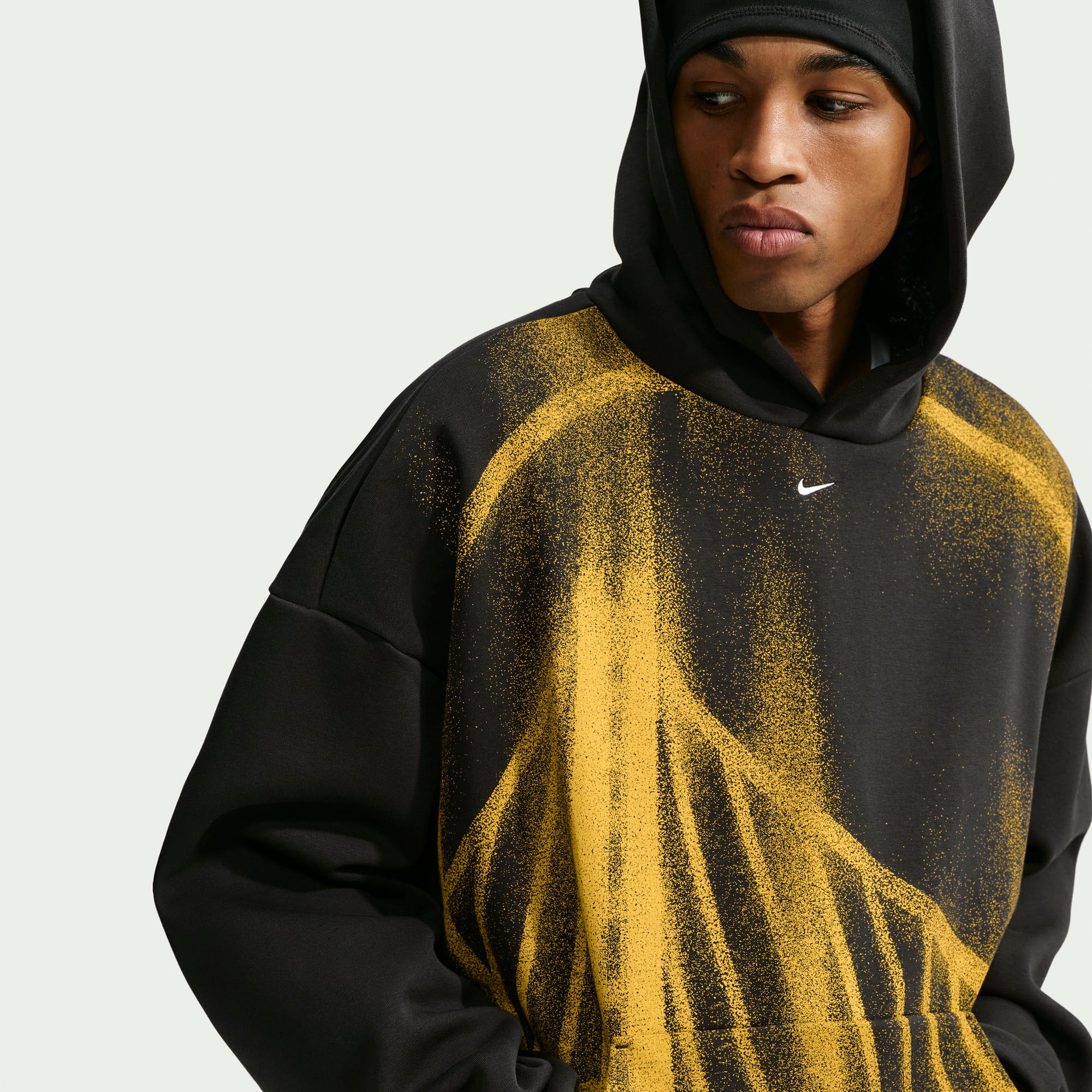 Sweat à capuche Nike Golden State Warriors 2026 Standard Issue Practice Icon Fleece noir pour homme