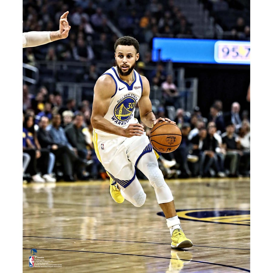 Step Carry Steph Curry In Action Stephen Curry Of The Golden State Warriors In