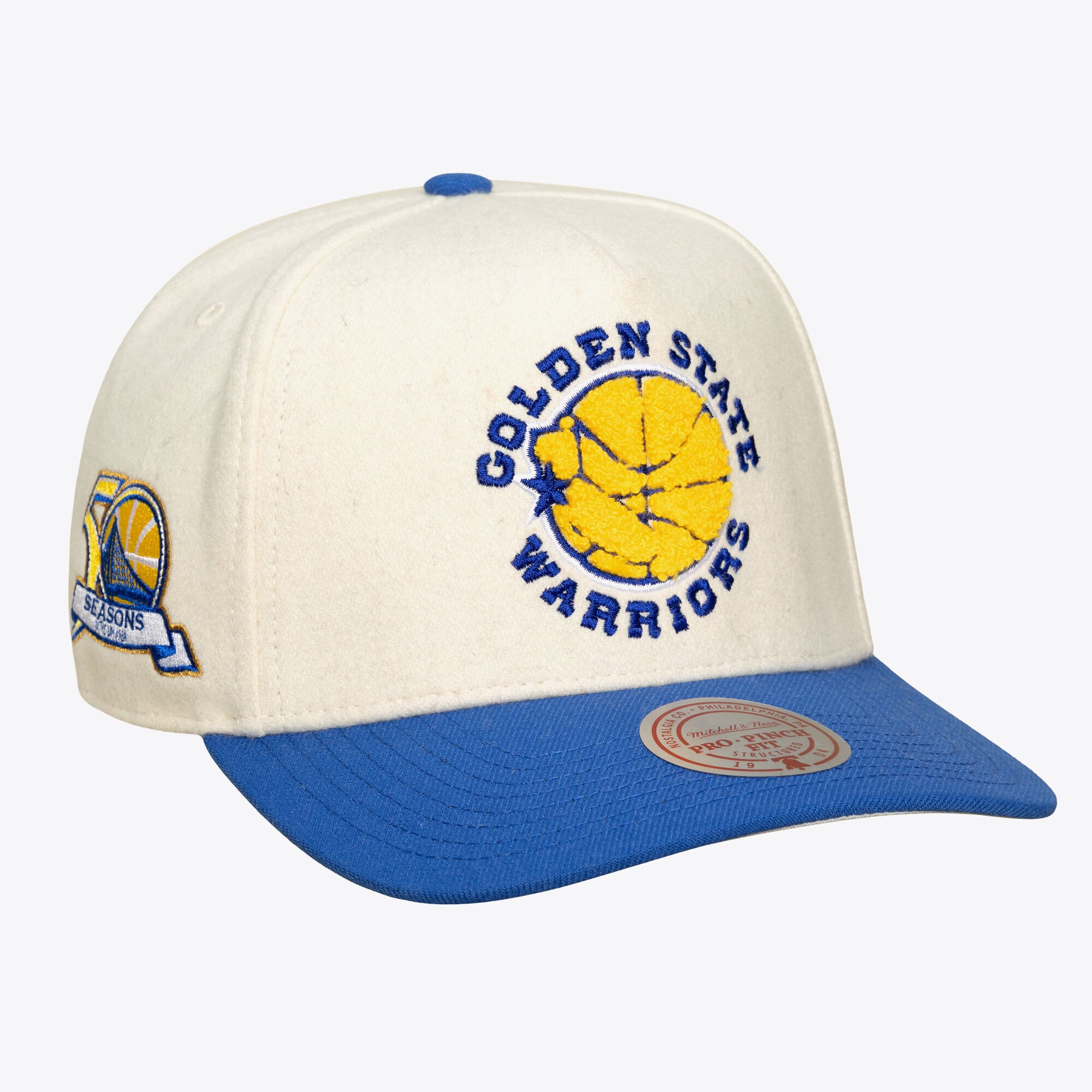 Unisex Mitchell & Ness Cream Golden State Warriors Cream Team Pro Adjustable Hat