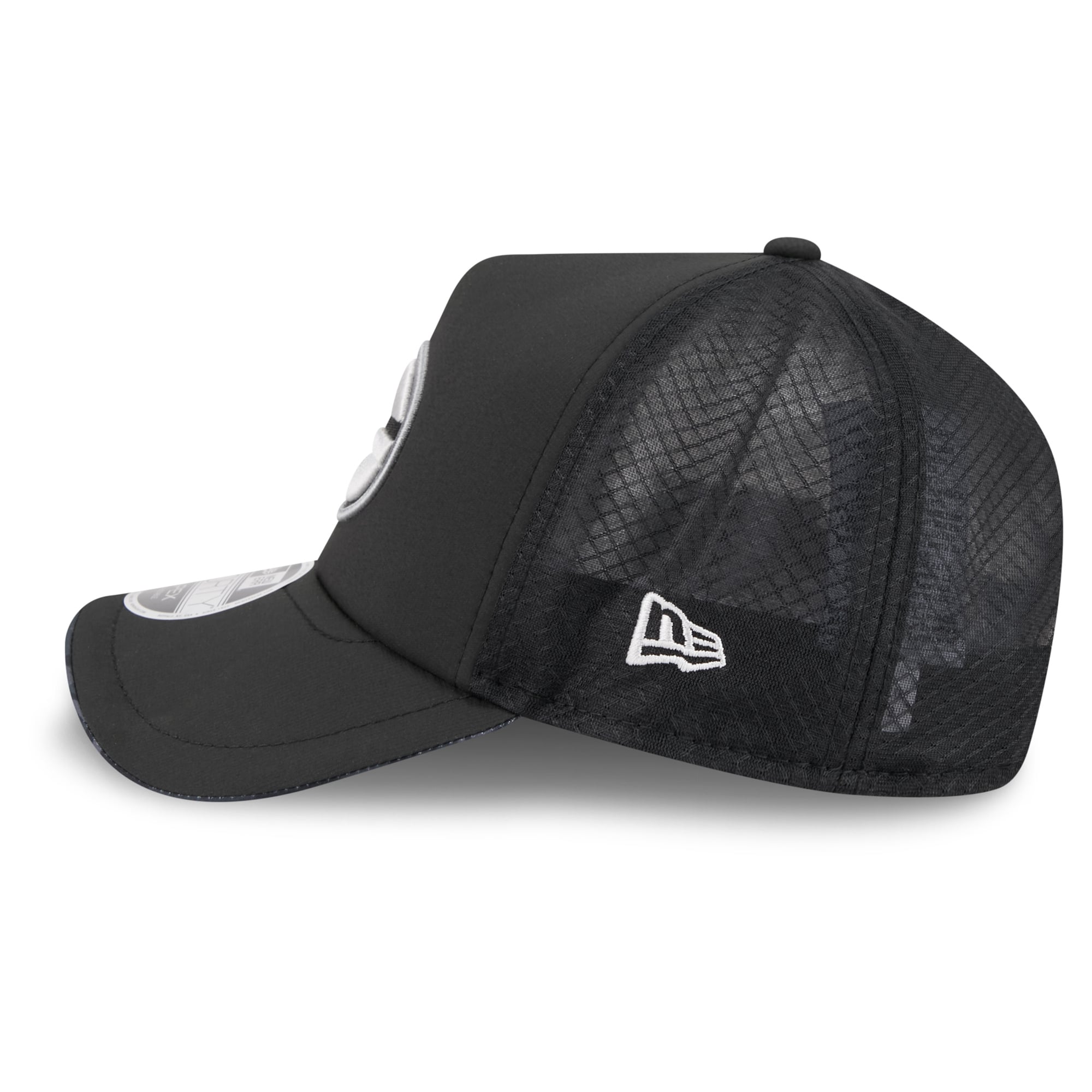 Casquette trucker ajustable New Era Apex 9FORTY noire Green Bay Packers 2026 Salute To Service pour homme