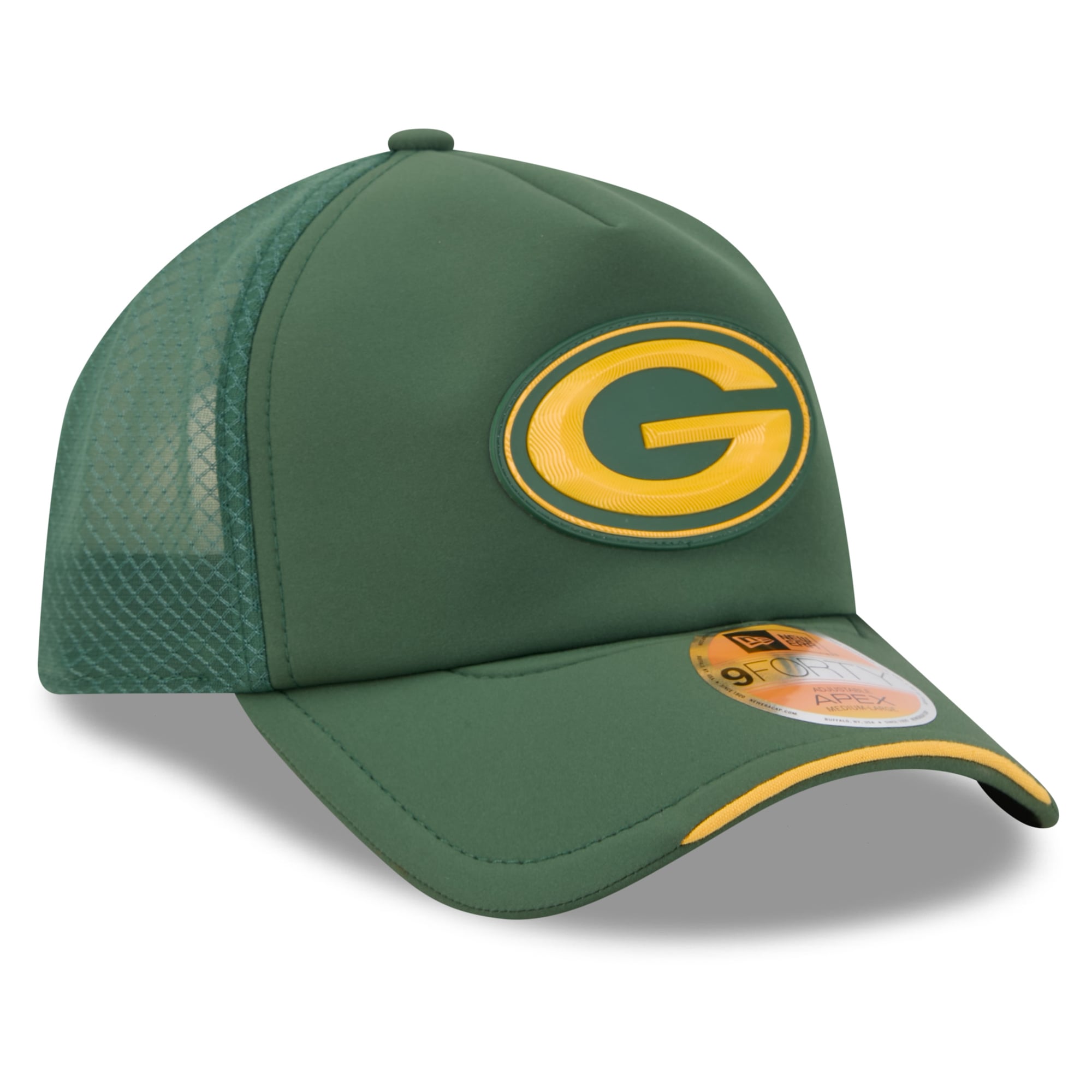 Men's New Era Green Green Bay Packers 2026 Sideline Apex 9FORTY Adjustable Trucker Hat