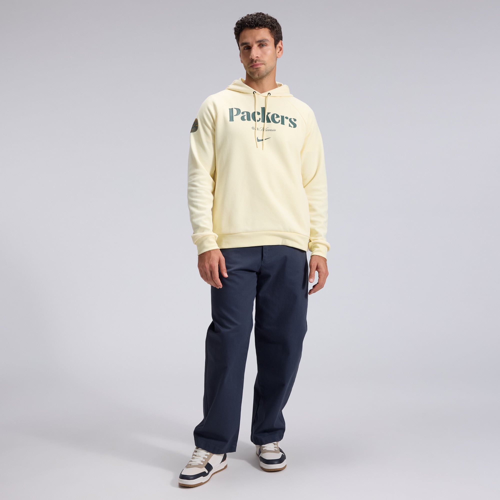 Men's Nike  Cream Green Bay Packers 2026 Rivalries Collection Dri-FIT Pullover Hoodie