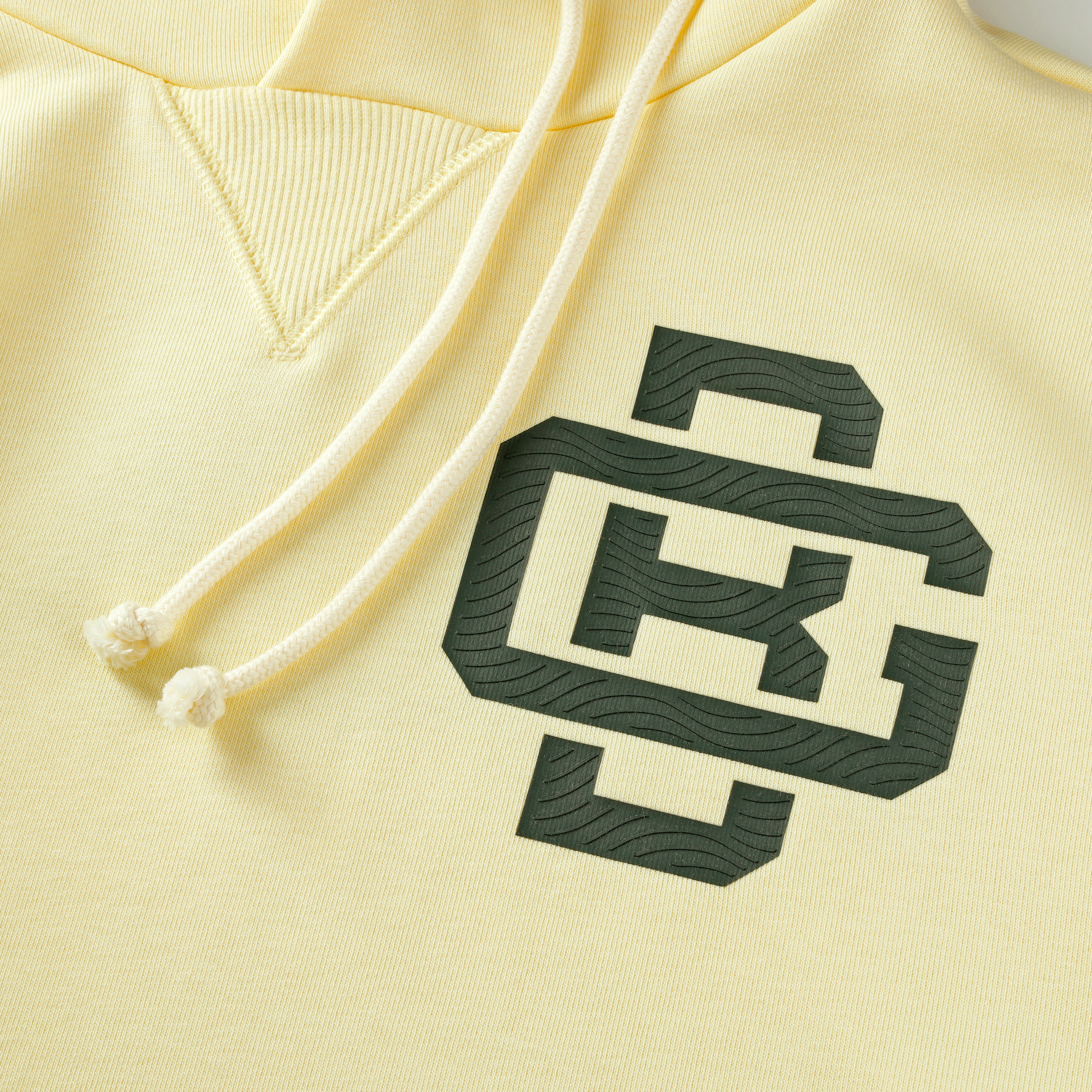 Sweat à capuche Nike Green Bay Packers 2026 Rivalries Collection Standard Issue Sideline pour homme, couleur crème.