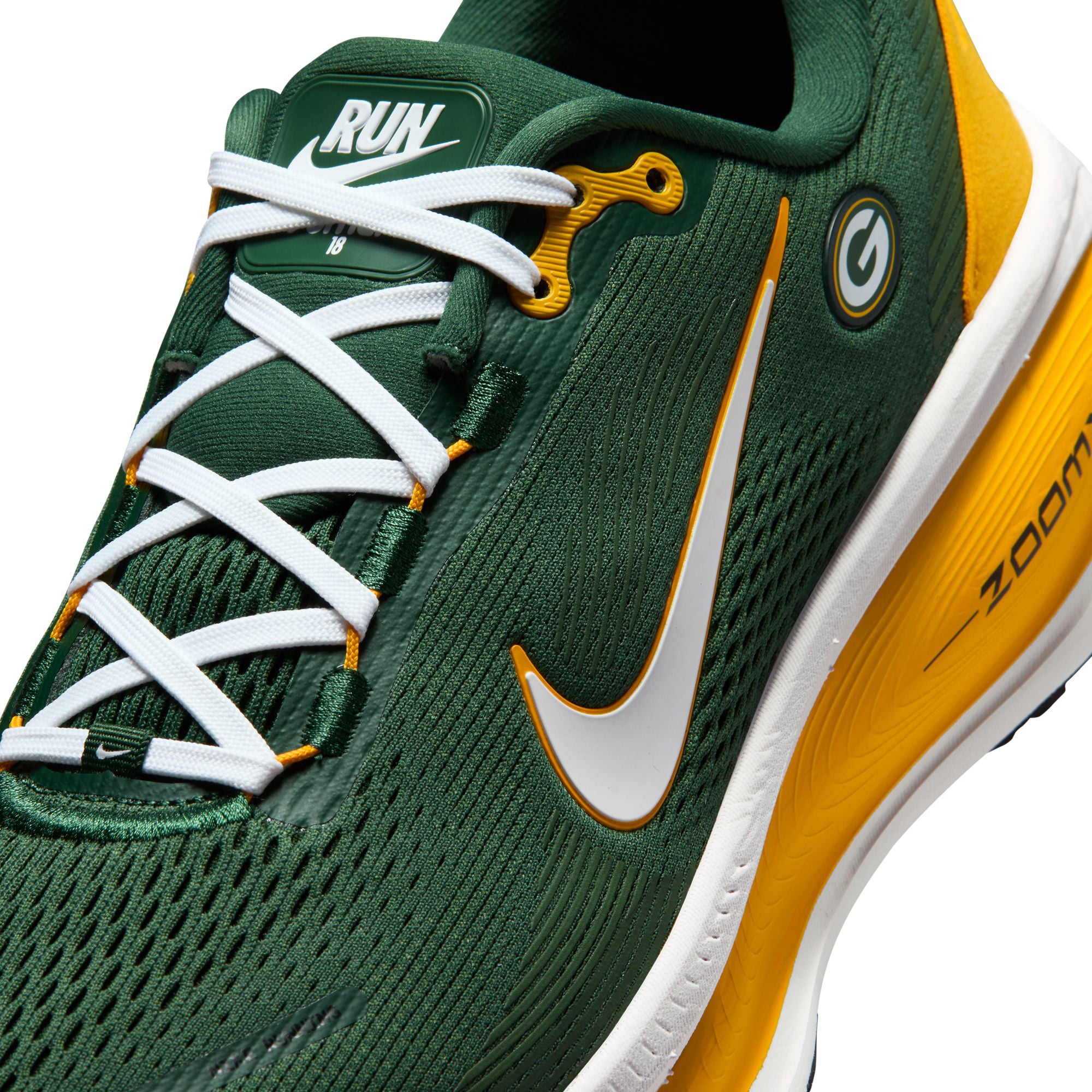 Men's Nike Green Bay Packers Vomero 18 Running Shoes