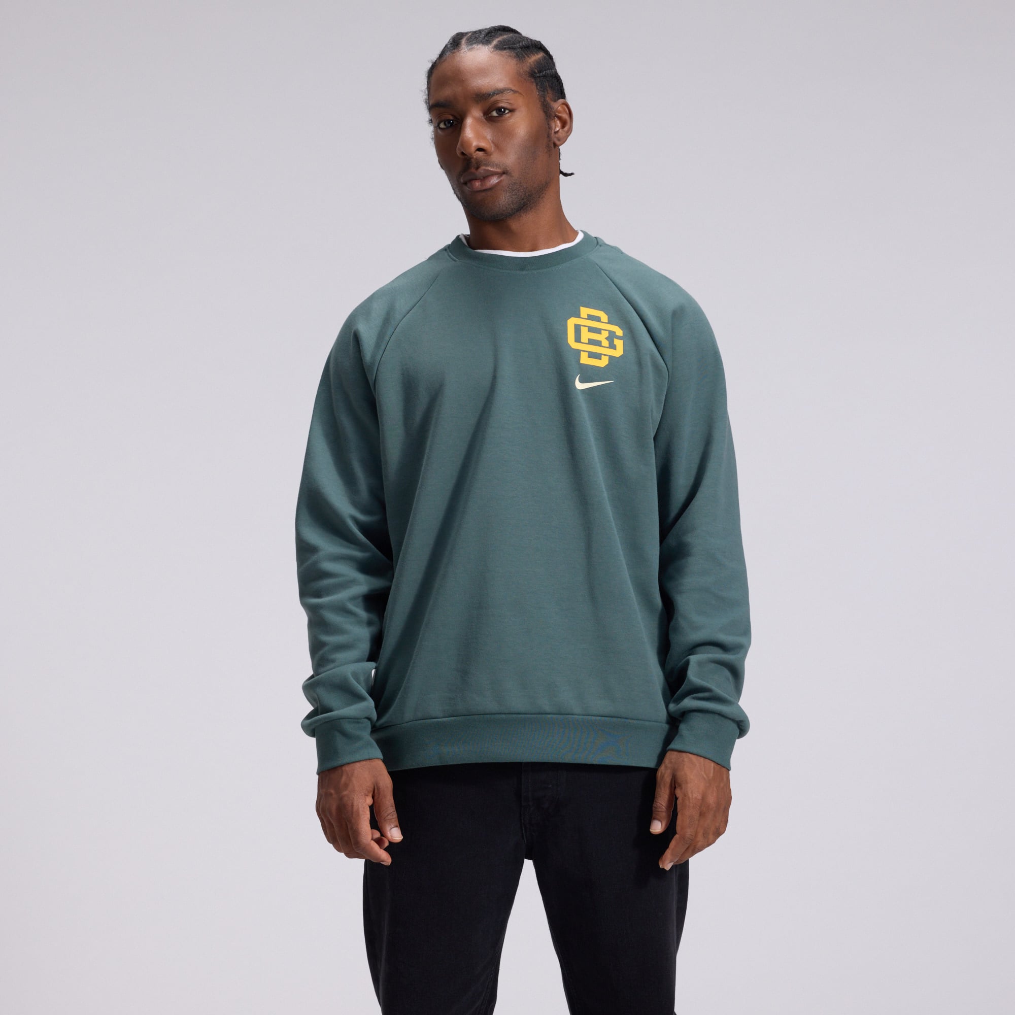 Men's Nike Green Bay Packers 2026 Rivalries Collection Dri-FIT Crew Sweatshirt