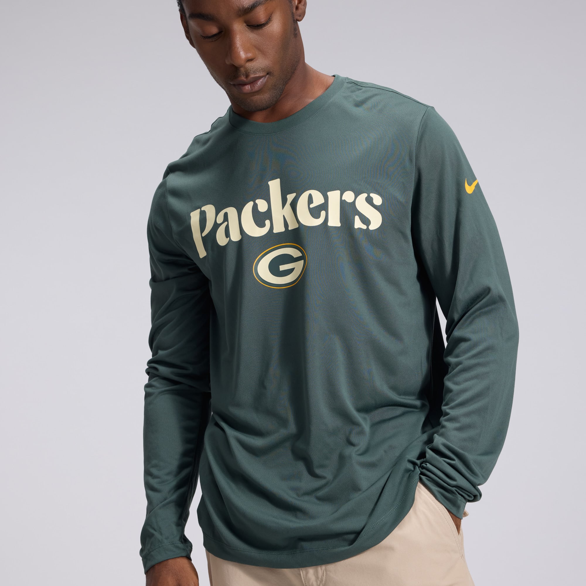 Men's Nike Green Bay Packers 2026 Rivalries Collection Sideline Legend Long Sleeve T-Shirt