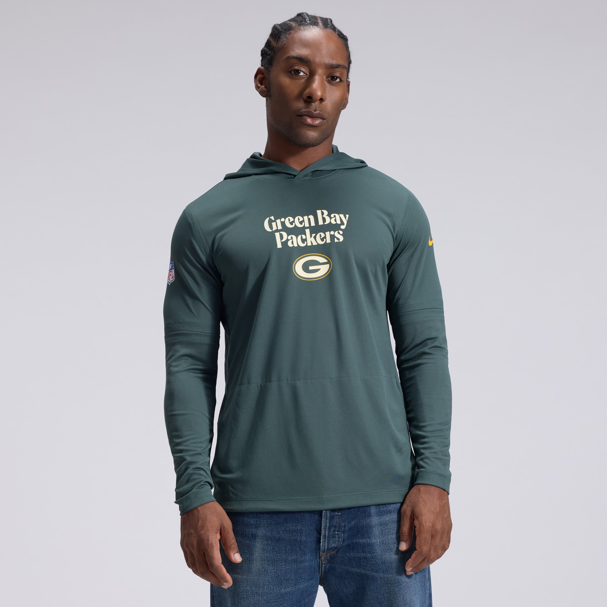 Men's Nike Green Bay Packers 2026 Rivalries Collection Sideline Lightweight Hooded Long Sleeve Top