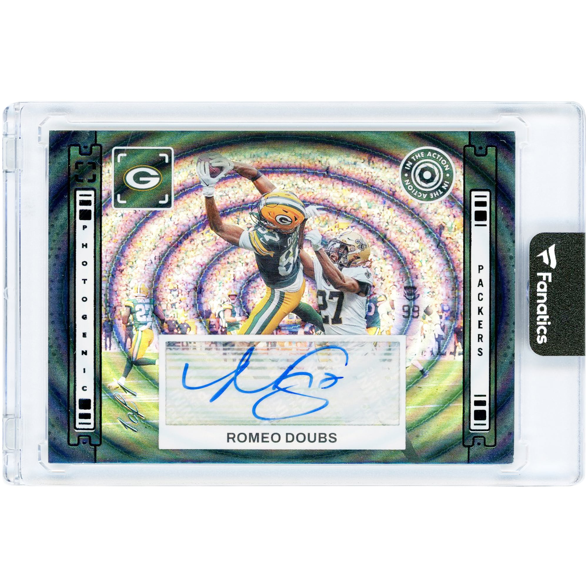 Carte autographiée Romeo Doubs des Green Bay Packers 2024 Panini Photogenic In The Action Black #IAA-RDO #1/1