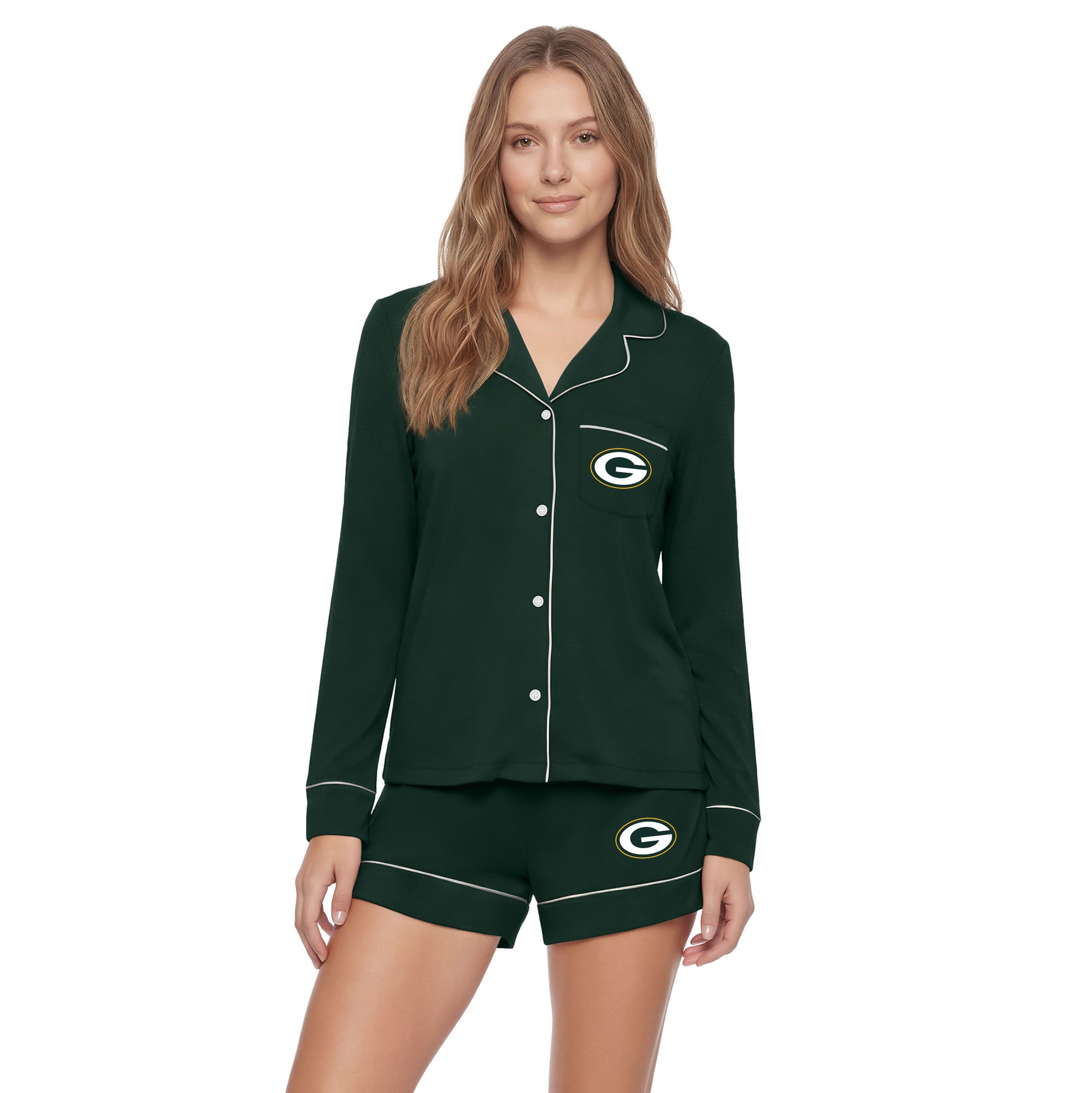 Ensemble pyjama Concepts Sport vert Green Bay Packers pour femme, composé d'une chemise à manches longues boutonnée et d'un short.