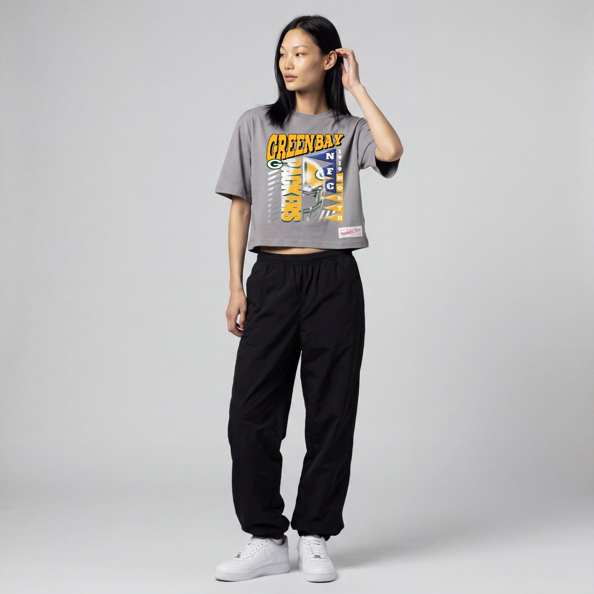T-shirt court et carré à motif graphique gris Mitchell & Ness Green Bay Packers pour femme