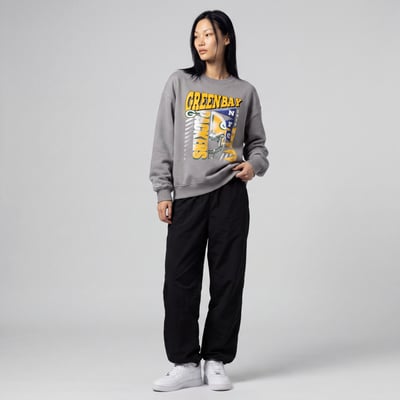 Green Bay Packers Mitchell & Ness Women's Street Graphic Crewneck Sweatshirt - Gray