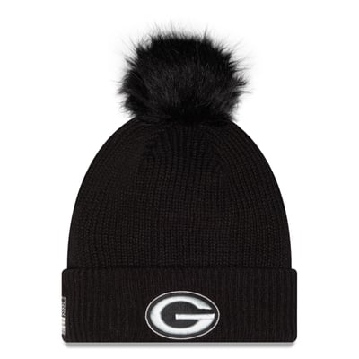 Green Bay Packers New Era Women's 2026 Salute To Service Cuffed Knit Hat with Pom - Black