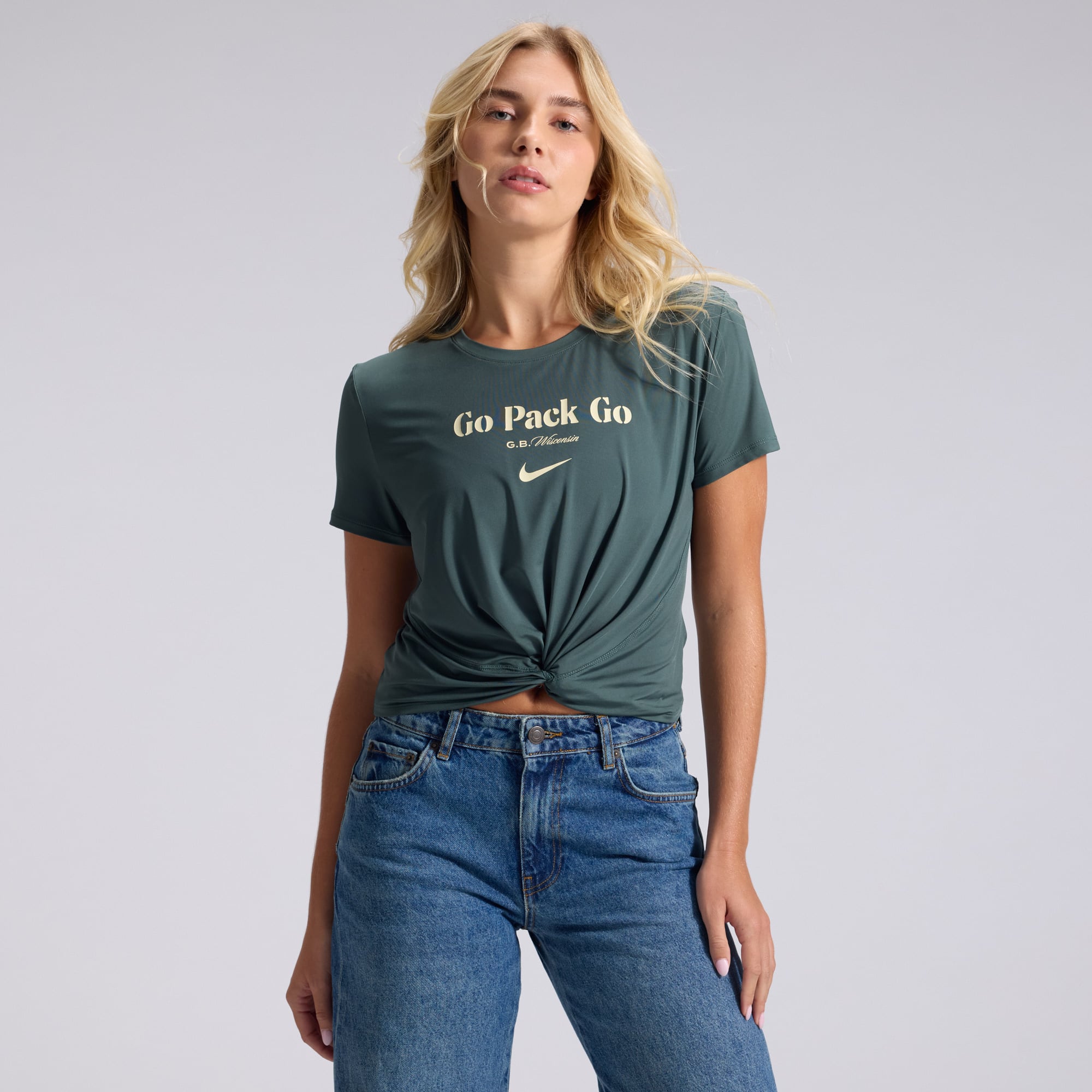 T-shirt court Nike Green Bay Packers 2026 Rivalries Collection Classic Twist pour femme