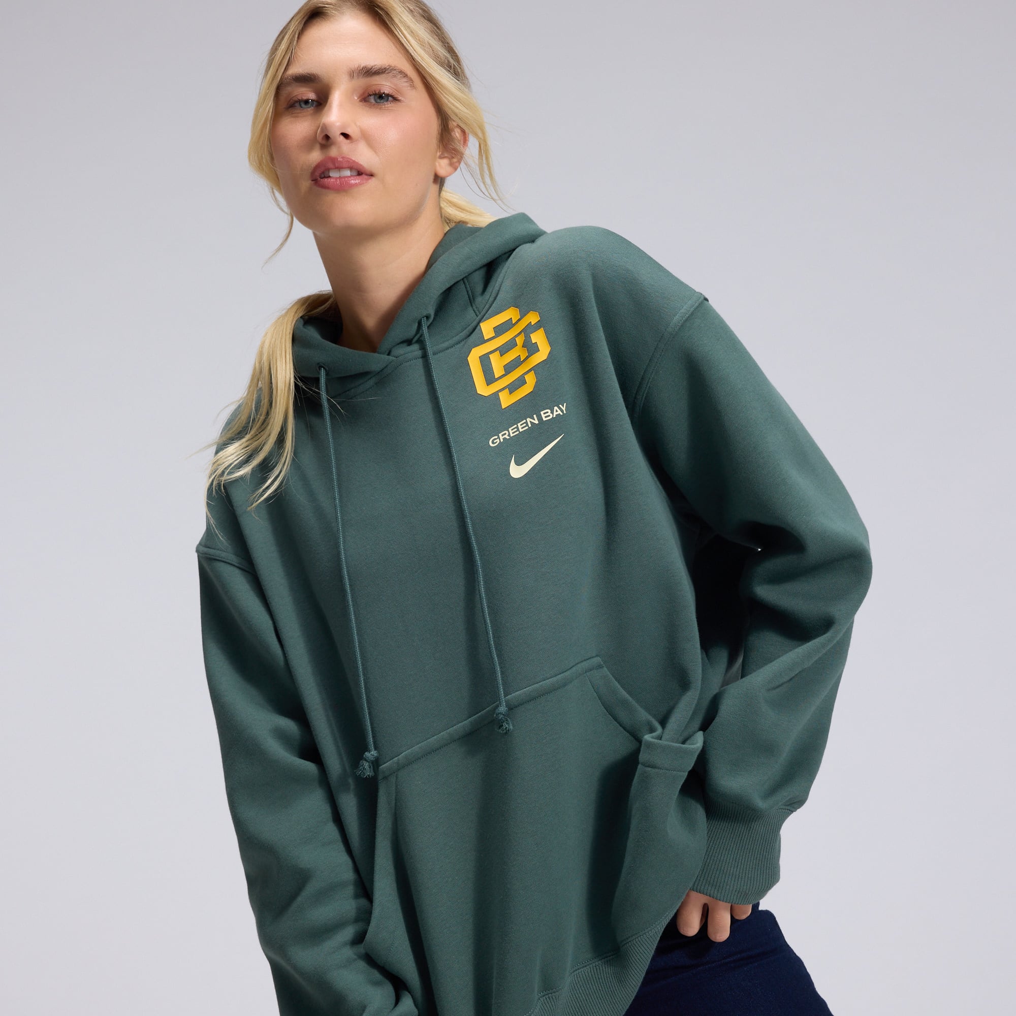 Women's Nike Green Bay Packers 2026 Rivalries Collection Oversized Pullover Hoodie