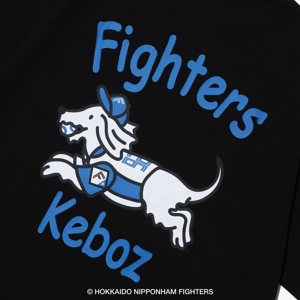 FIGHTERS × KEBOZ BASEBALL DOG SS TEE（ブラック）