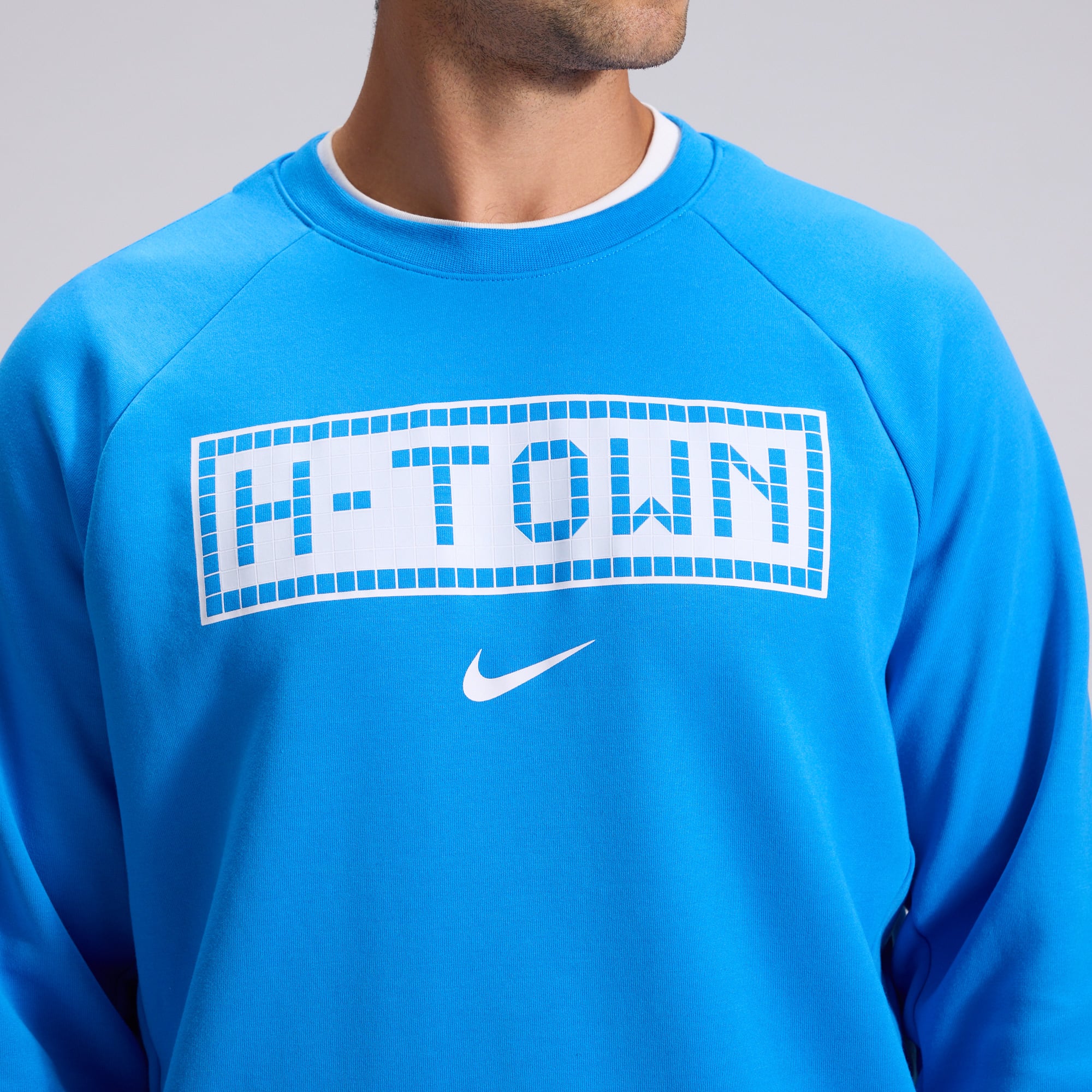 Men's Nike  Blue Houston Texans 2026 Rivalries Collection Dri-FIT Crew Sweatshirt