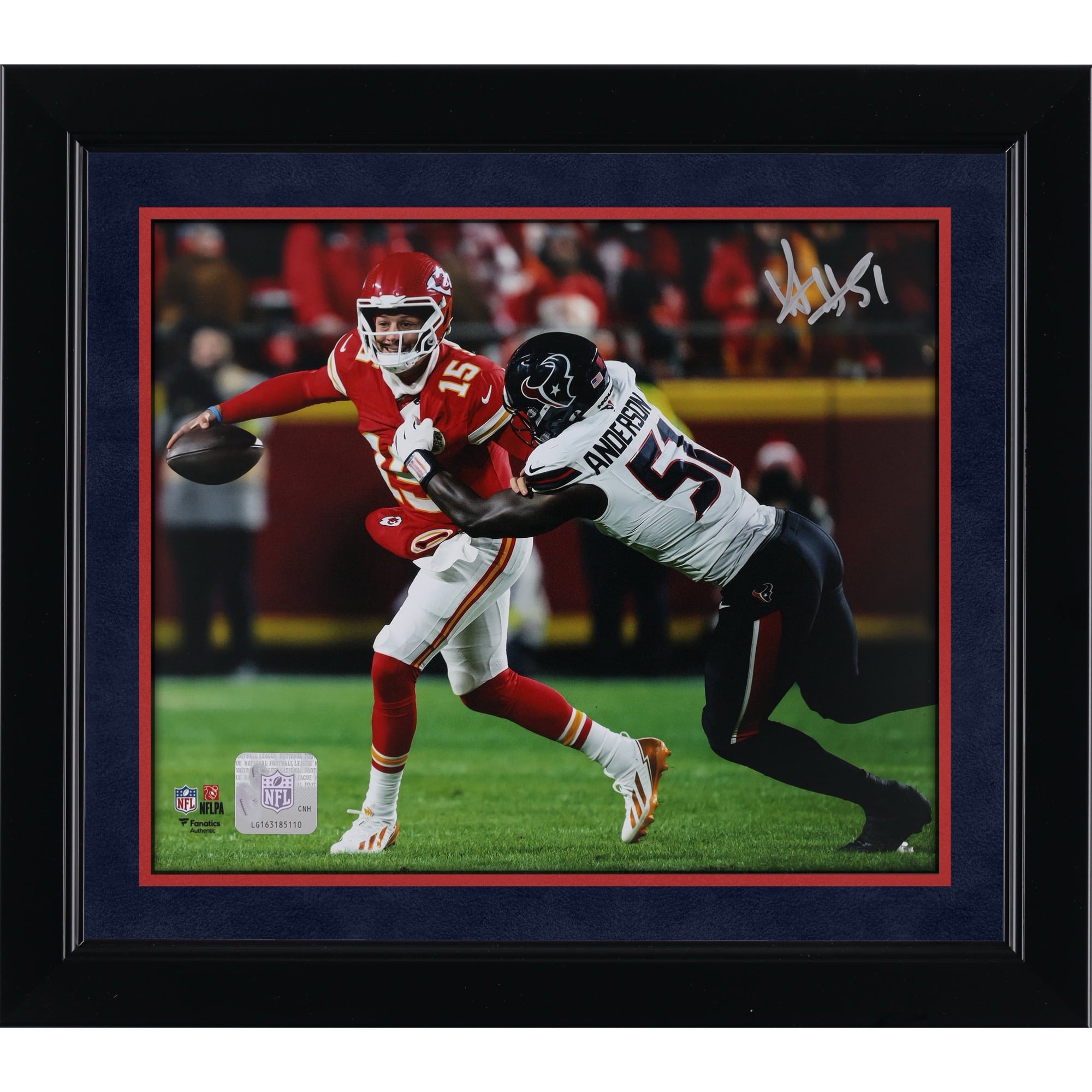 Photo 8" x 10" autographiée de Will Anderson Jr. (Houston Texans) mettant en scène Patrick Mahomes en train de plaquer Mahomes