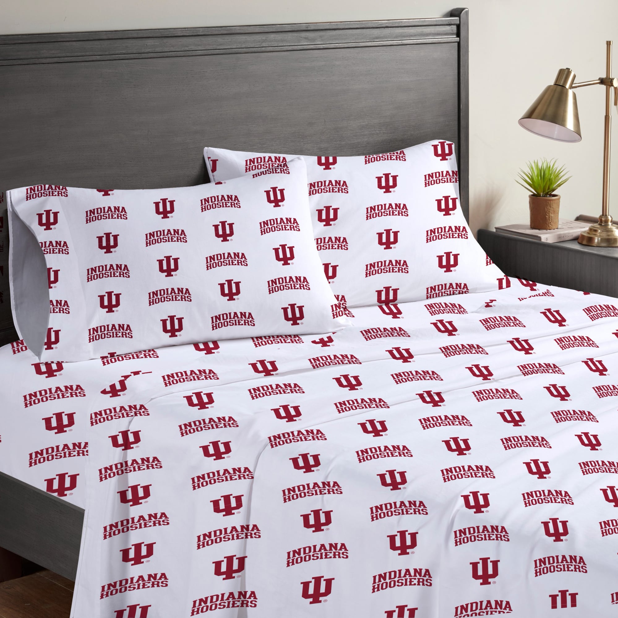 Pegasus Indiana Hoosiers Four-Piece Queen Sheet Set