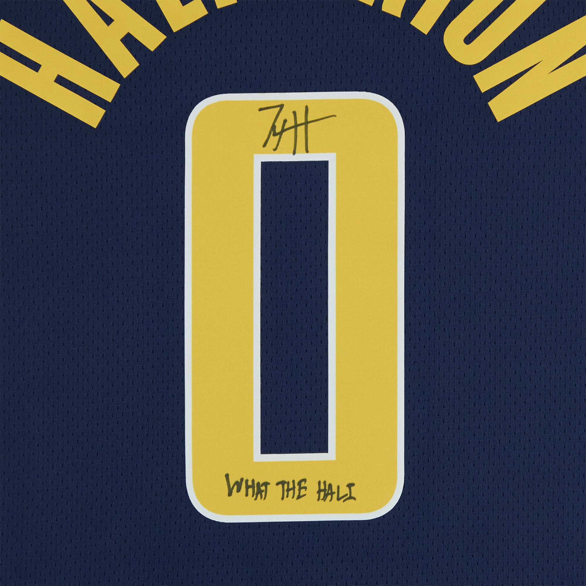 Maillot Nike Icon Swingman bleu marine dédicacé par Tyrese Haliburton des Indiana Pacers avec inscription « What the Hali »