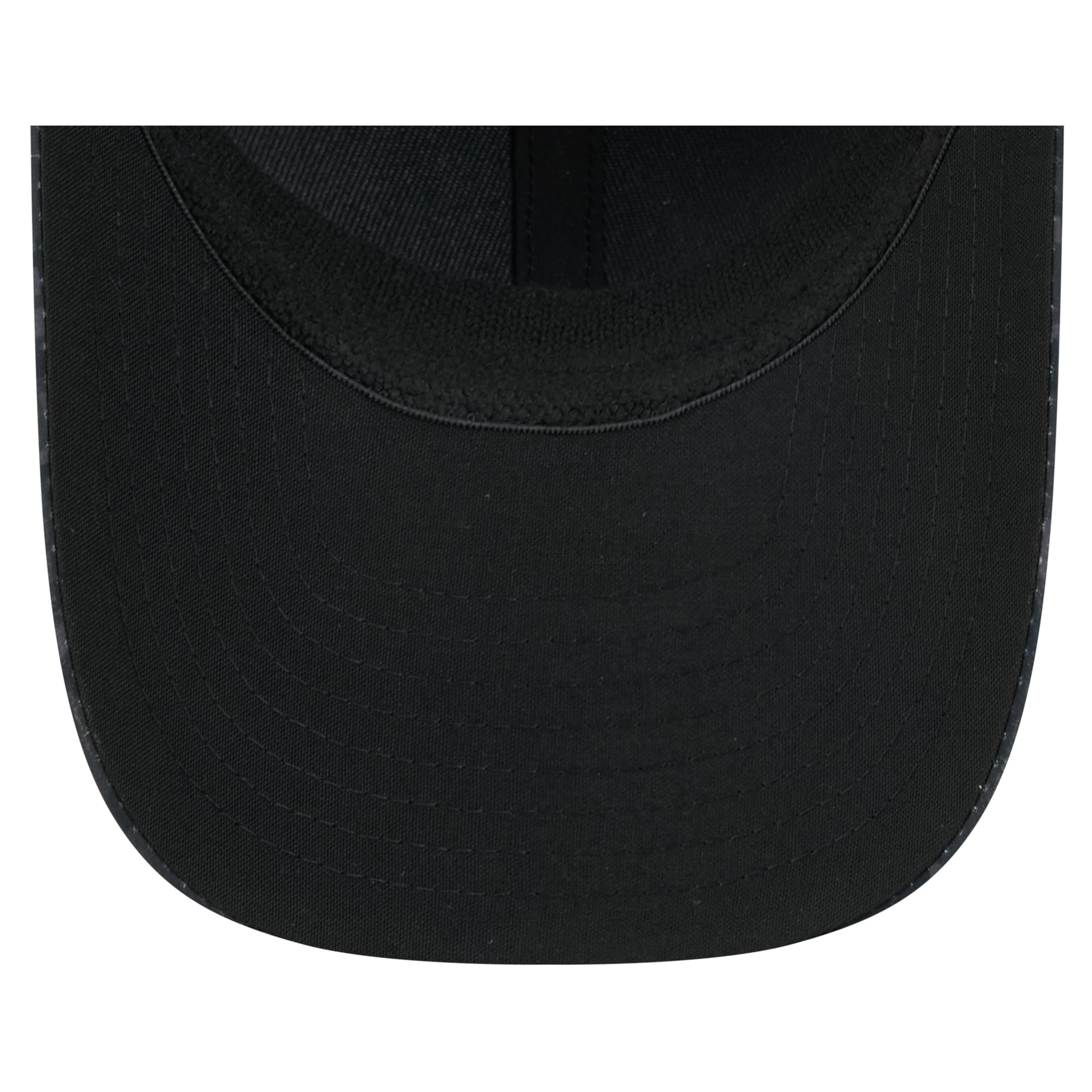 Men's New Era Black Indianapolis Colts 2026 Salute To Service 39THIRTY M-Crown Stretch Hat