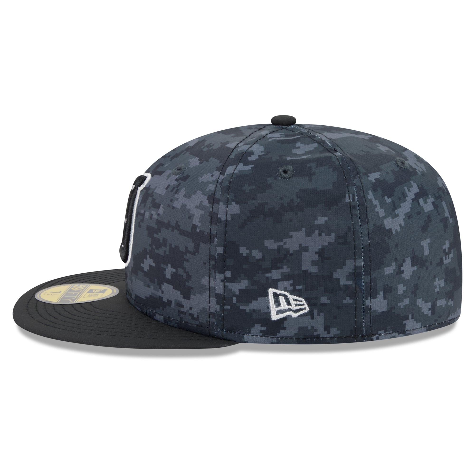 Casquette ajustée New Era noire pour homme Indianapolis Colts 2026 Salute To Service 59FIFTY