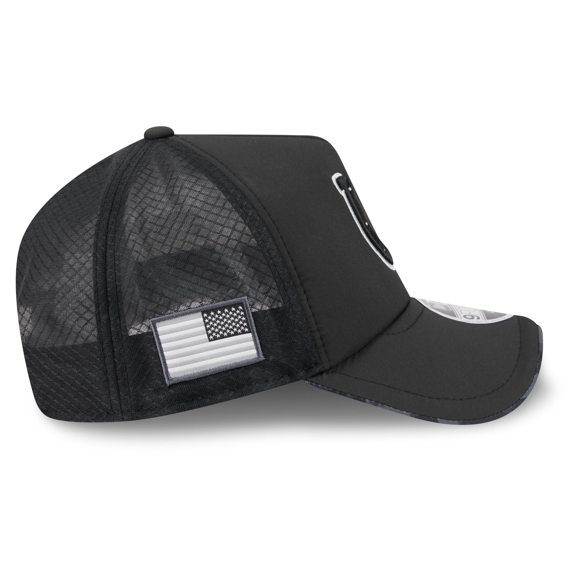 Men's New Era Black Indianapolis Colts 2026 Salute To Service Apex 9FORTY Adjustable Trucker Hat