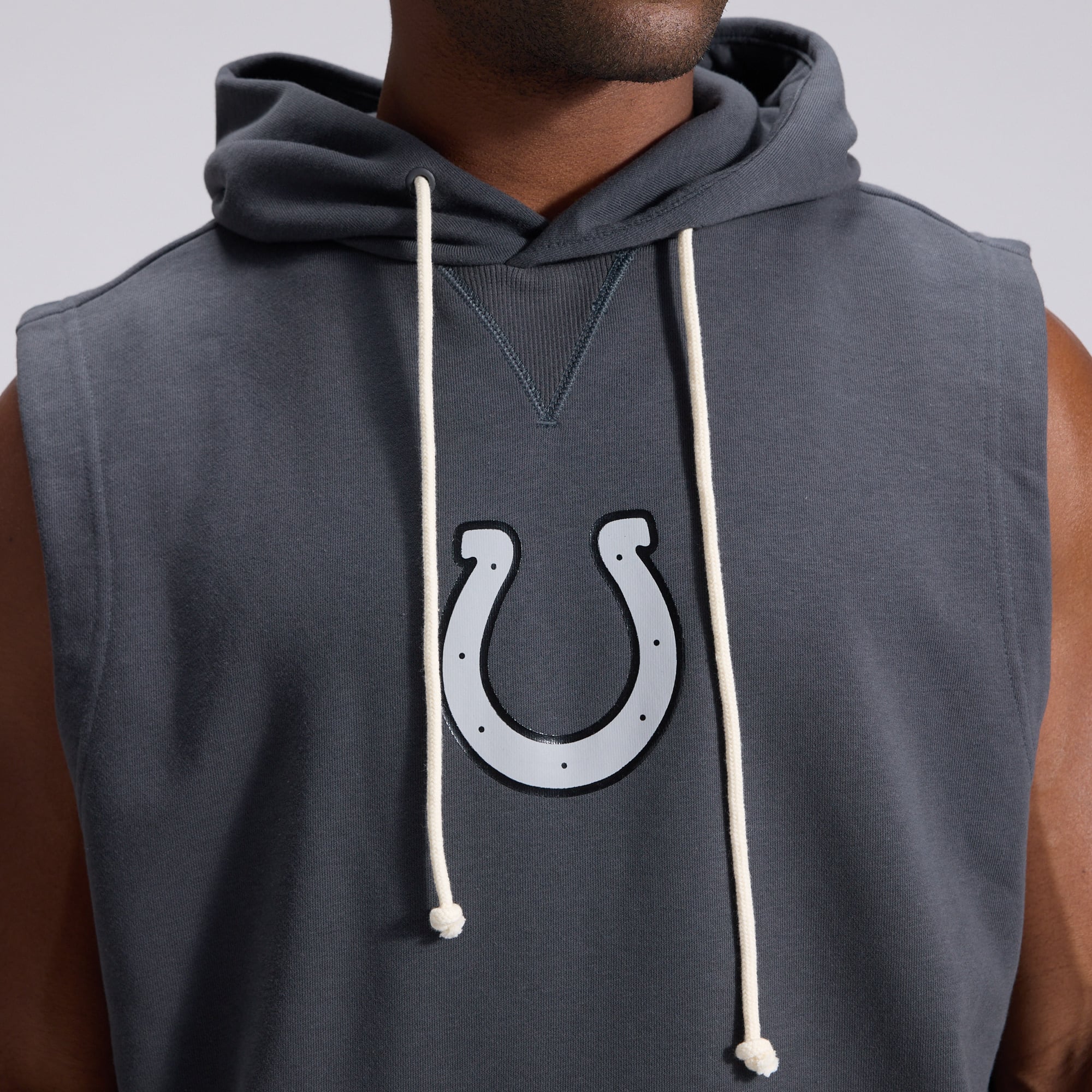 Men's Nike  Anthracite Indianapolis Colts 2026 Rivalries Collection Sideline Sleeveless Fleece Hoodie