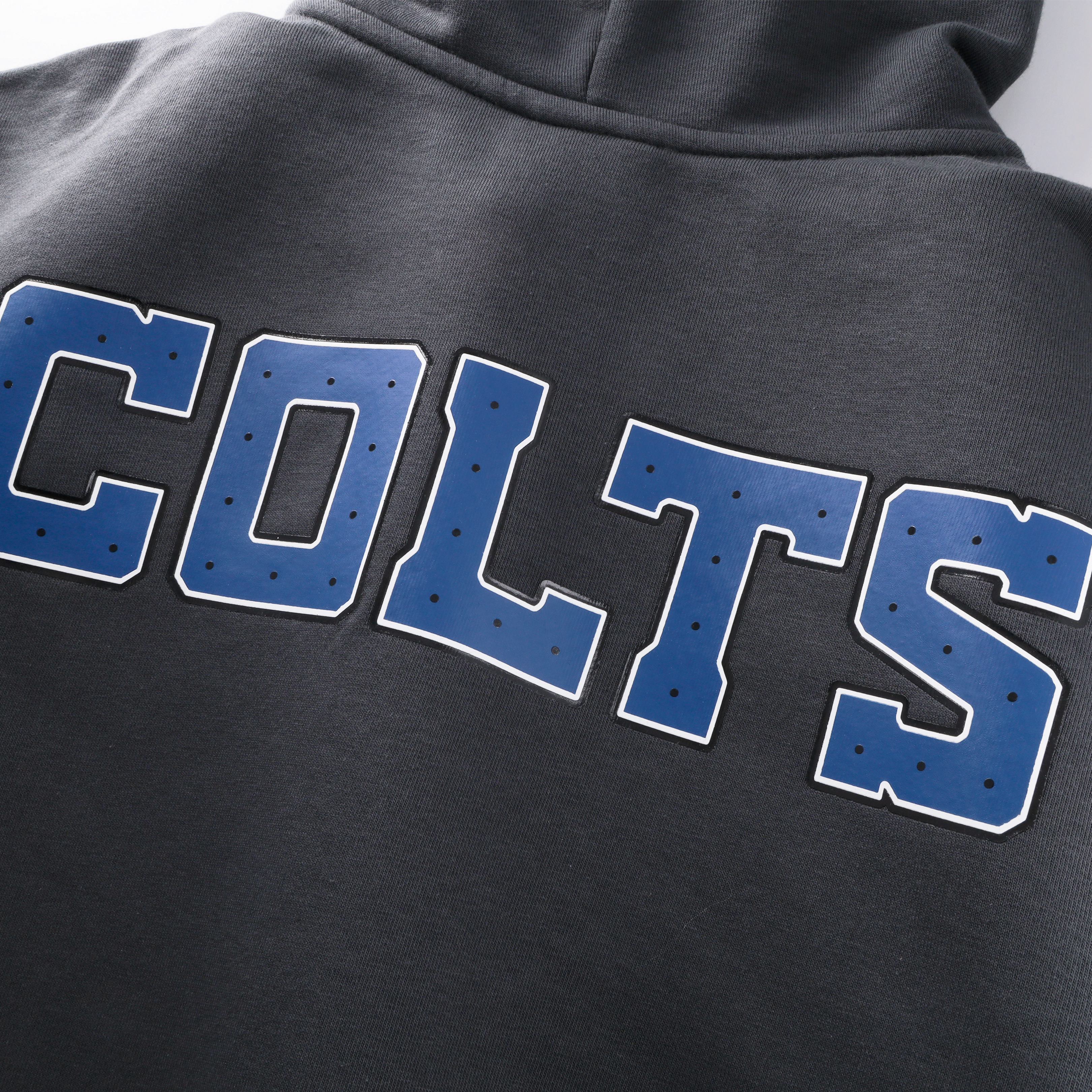 Men's Nike  Anthracite Indianapolis Colts 2026 Rivalries Collection Standard Issue Sideline Pullover Hoodie